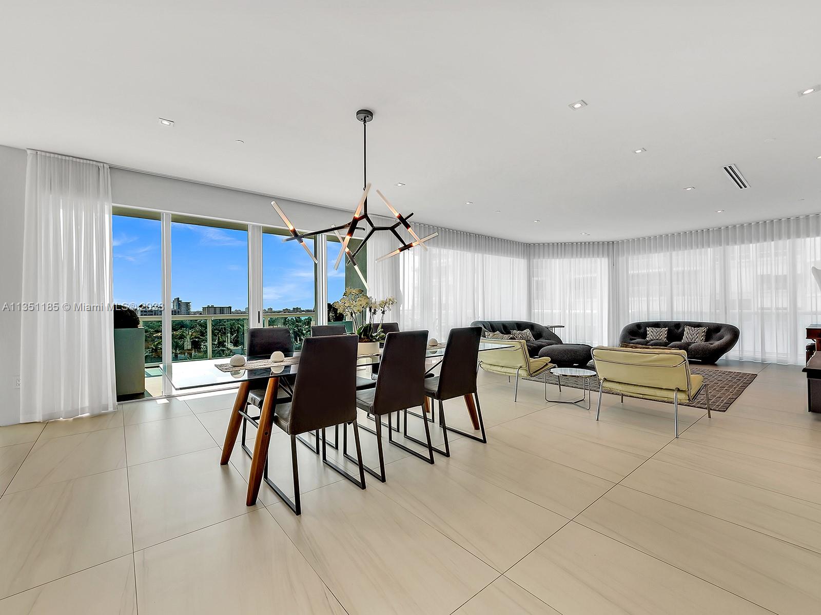 THE PALACE AT BAL HARBOUR - Residential