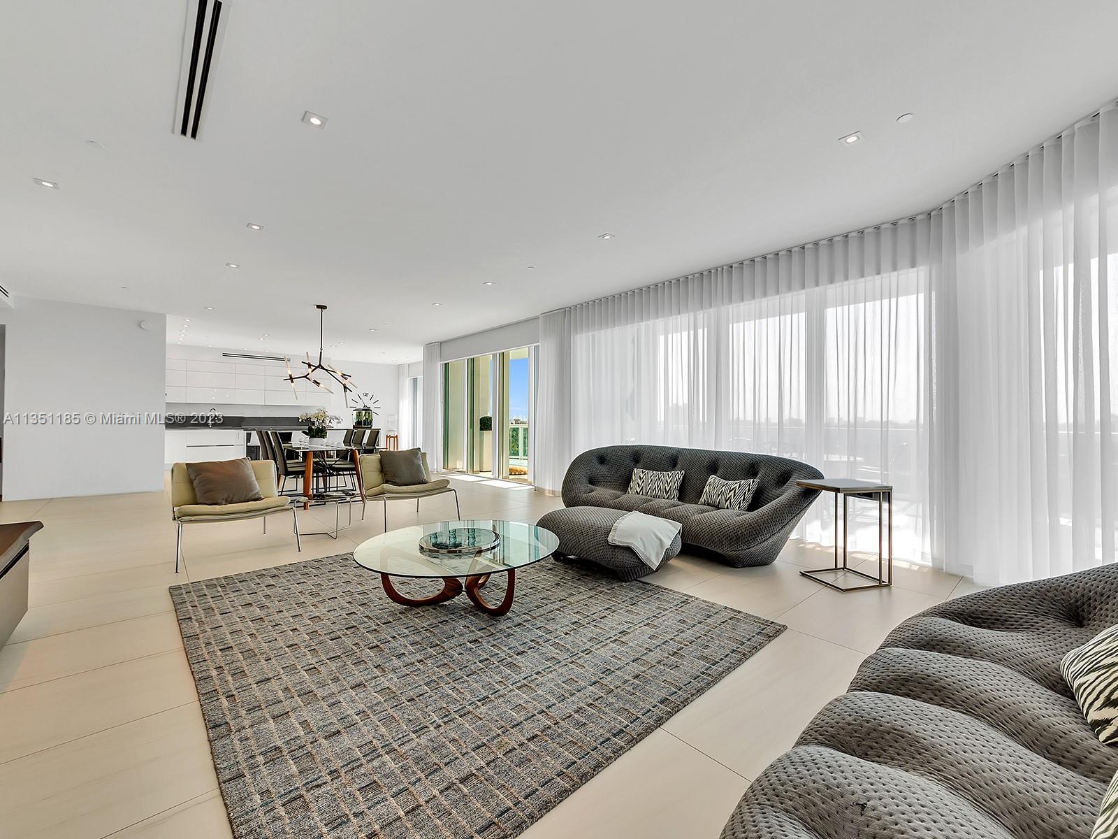 THE PALACE AT BAL HARBOUR - Residential