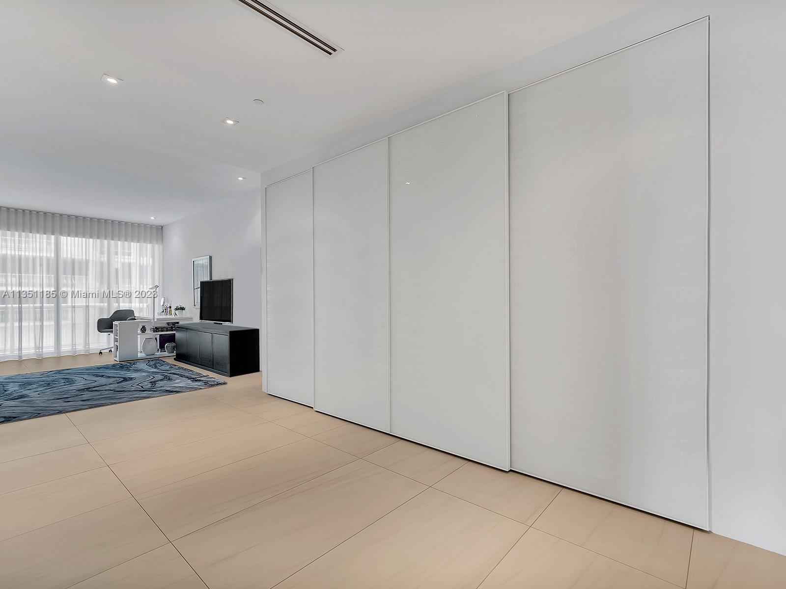 THE PALACE AT BAL HARBOUR - Residential