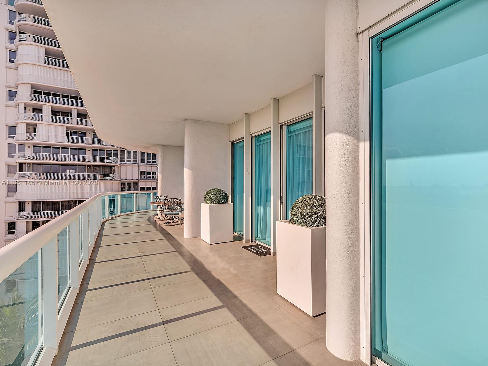 THE PALACE AT BAL HARBOUR - Residential