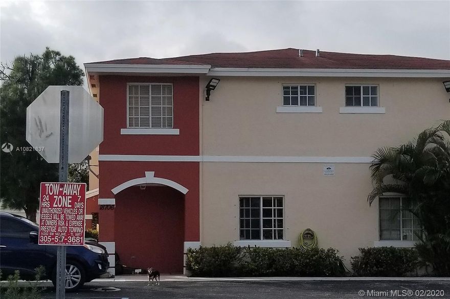 Immaculate and spacious 2-story townhouse/villa.  Tile in common area and master bedroom. Plenty of closet space. Beautiful kitchen with stainless steel appliances. One dog, under 15 inches tall (as per association regulations) accepted with additional deposit. Currently occupied by a month to month tenant.