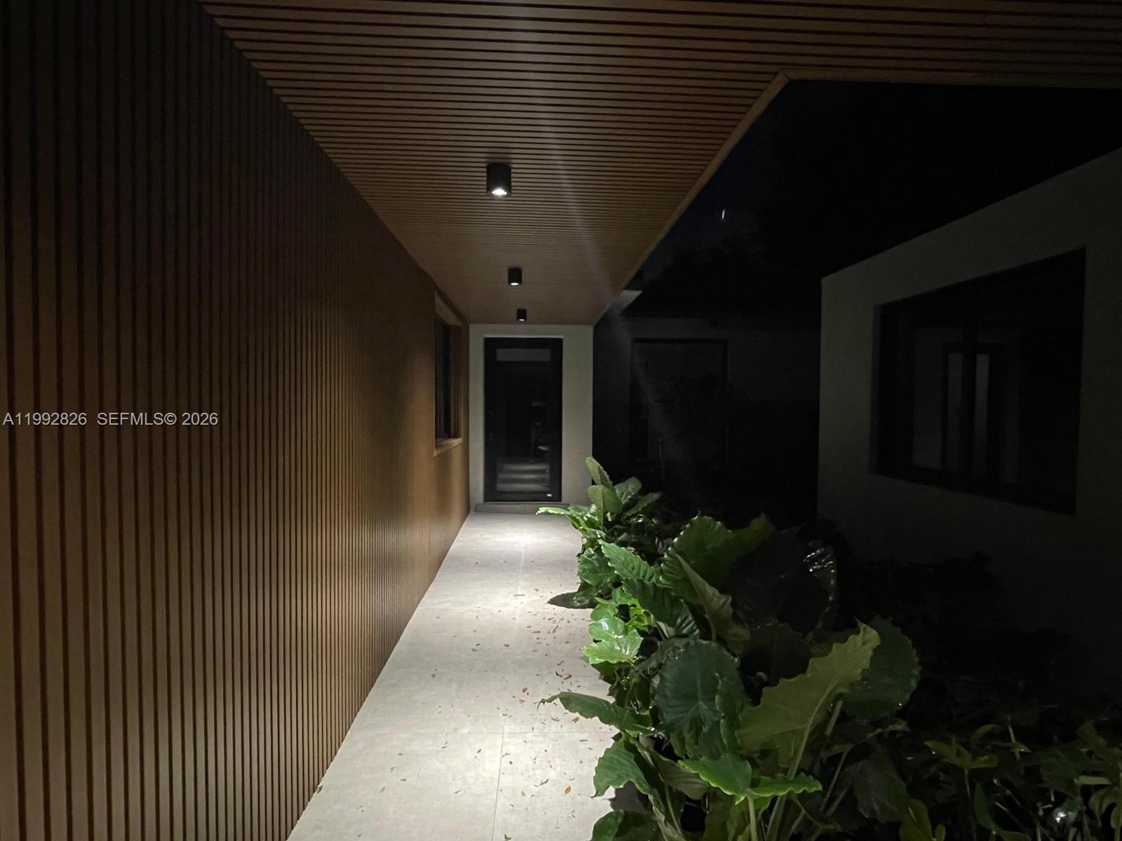 SKY LAKE - Residential