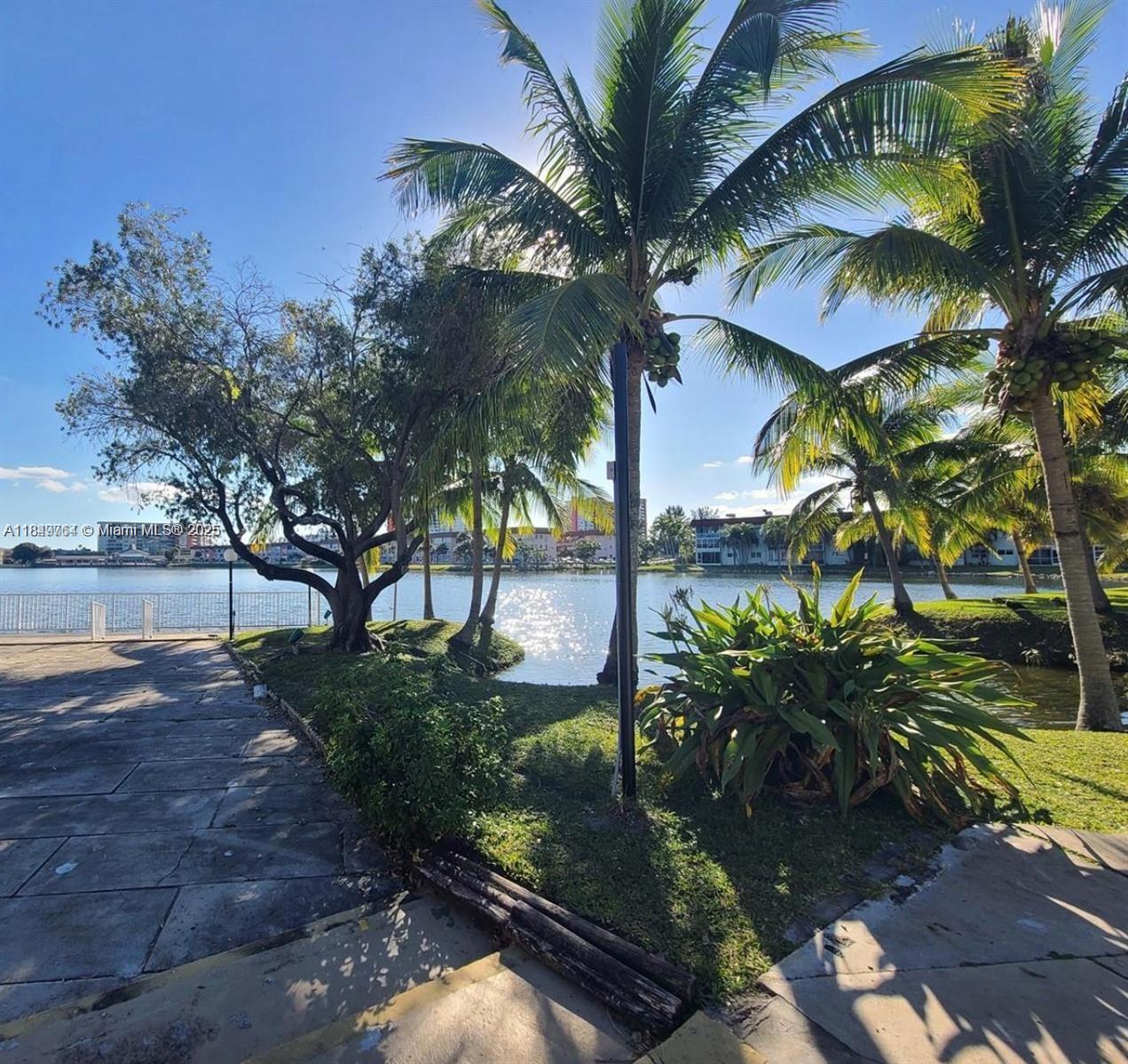 1450 NE 191st St 404, Miami, FL, 33179/$169,000 1 1450 NE 191st St 404