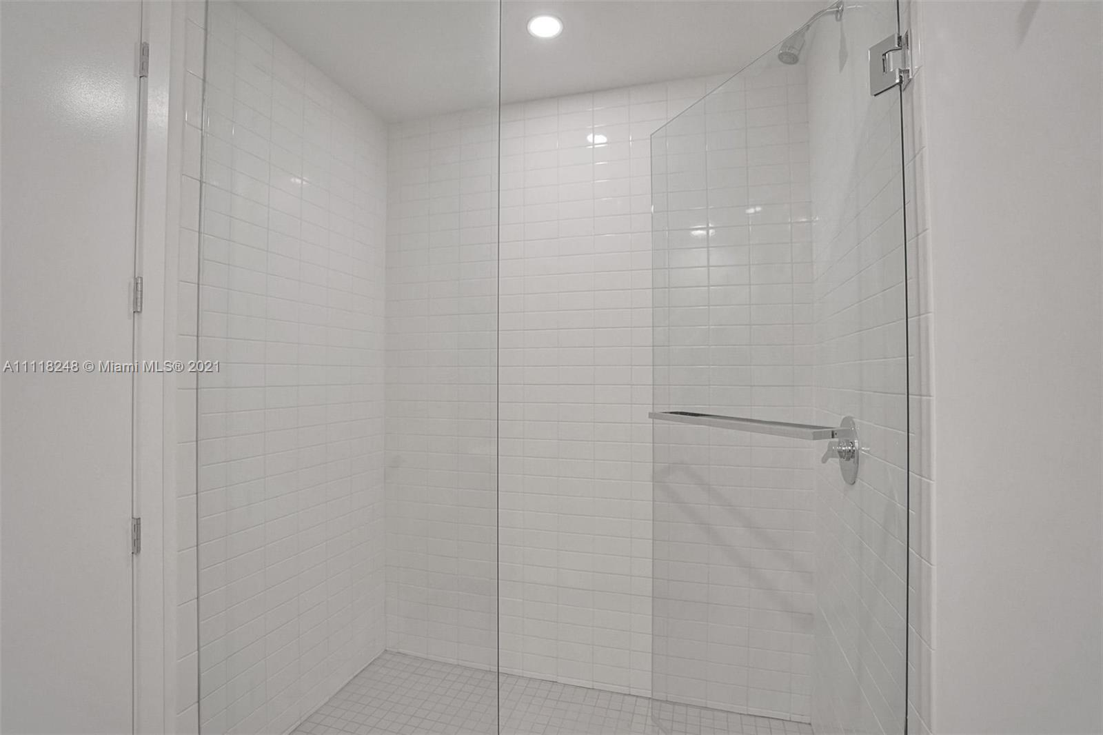 OCEANA BAL HARBOUR CONDO - Residential