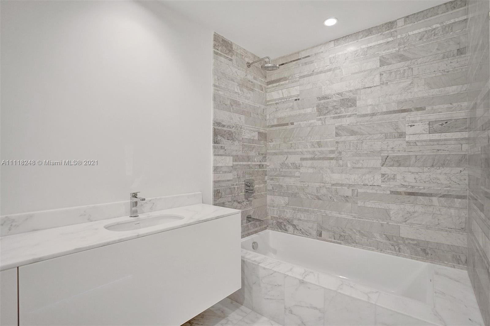 OCEANA BAL HARBOUR CONDO - Residential