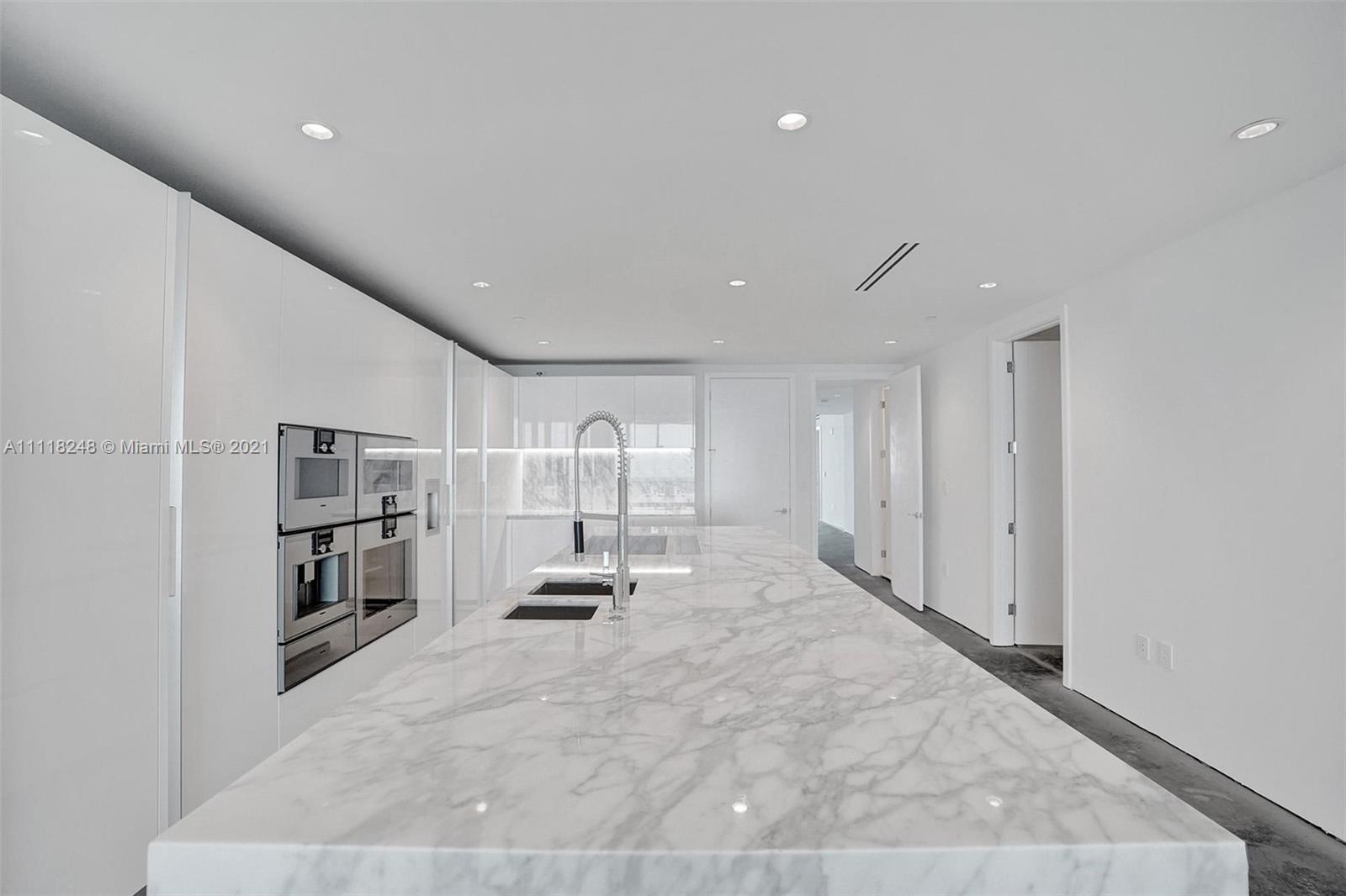 OCEANA BAL HARBOUR CONDO - Residential