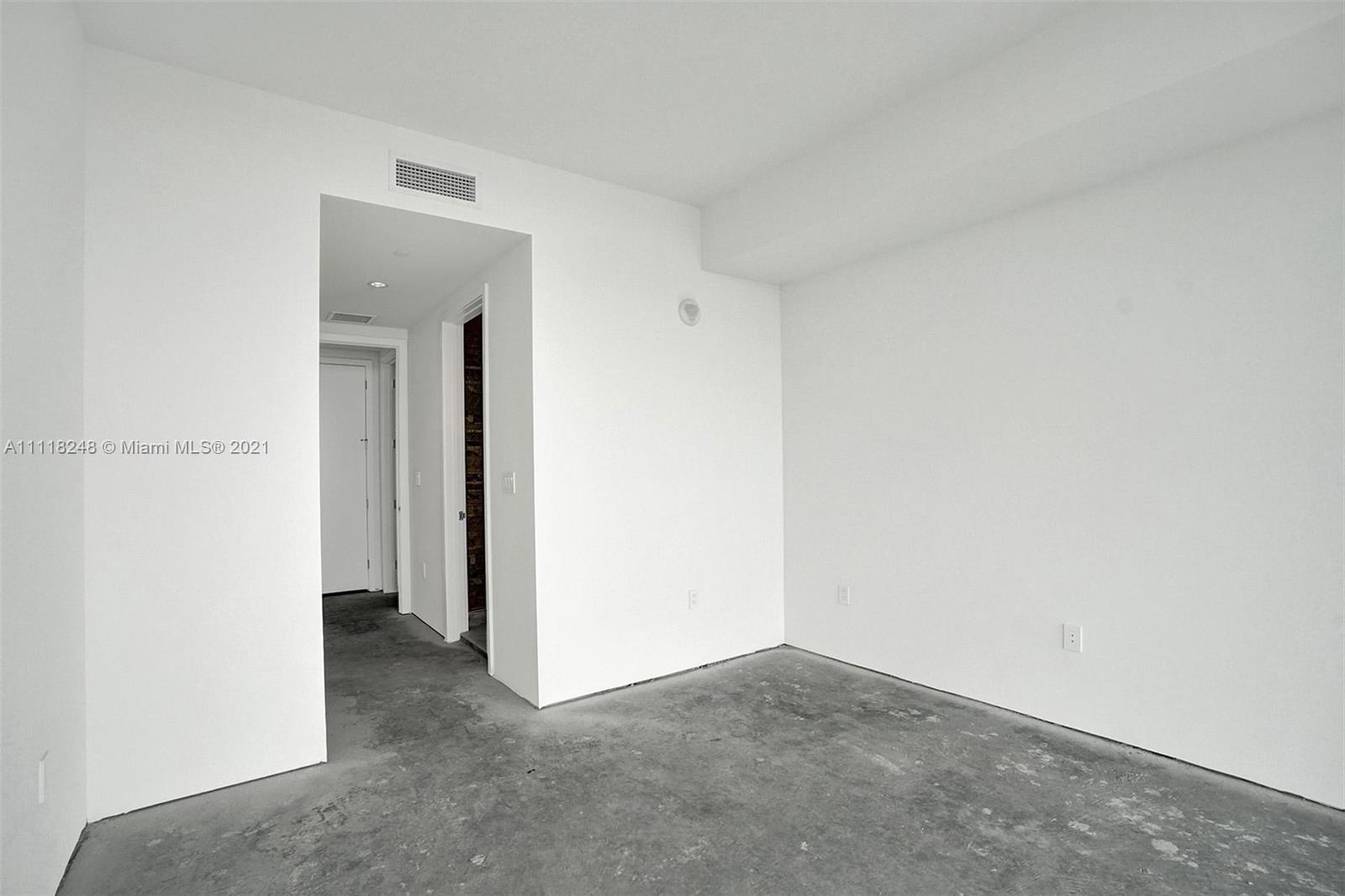 OCEANA BAL HARBOUR CONDO - Residential