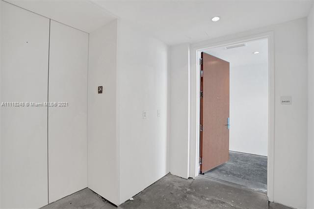 OCEANA BAL HARBOUR CONDO - Residential