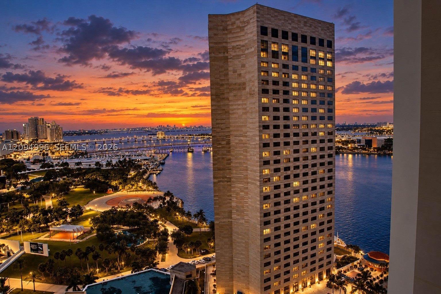 325 S Biscayne Blvd