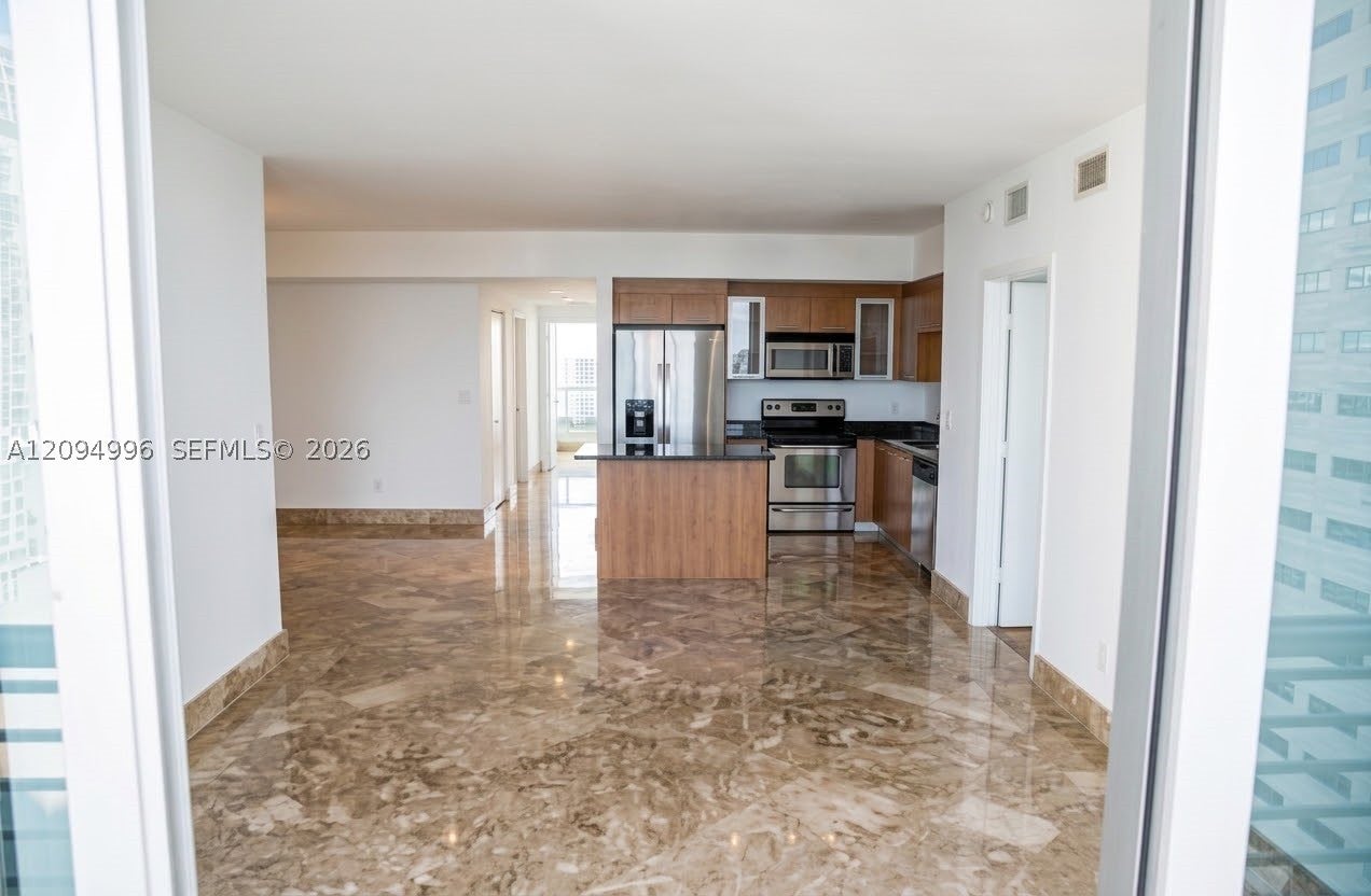 325 S Biscayne Blvd 2722