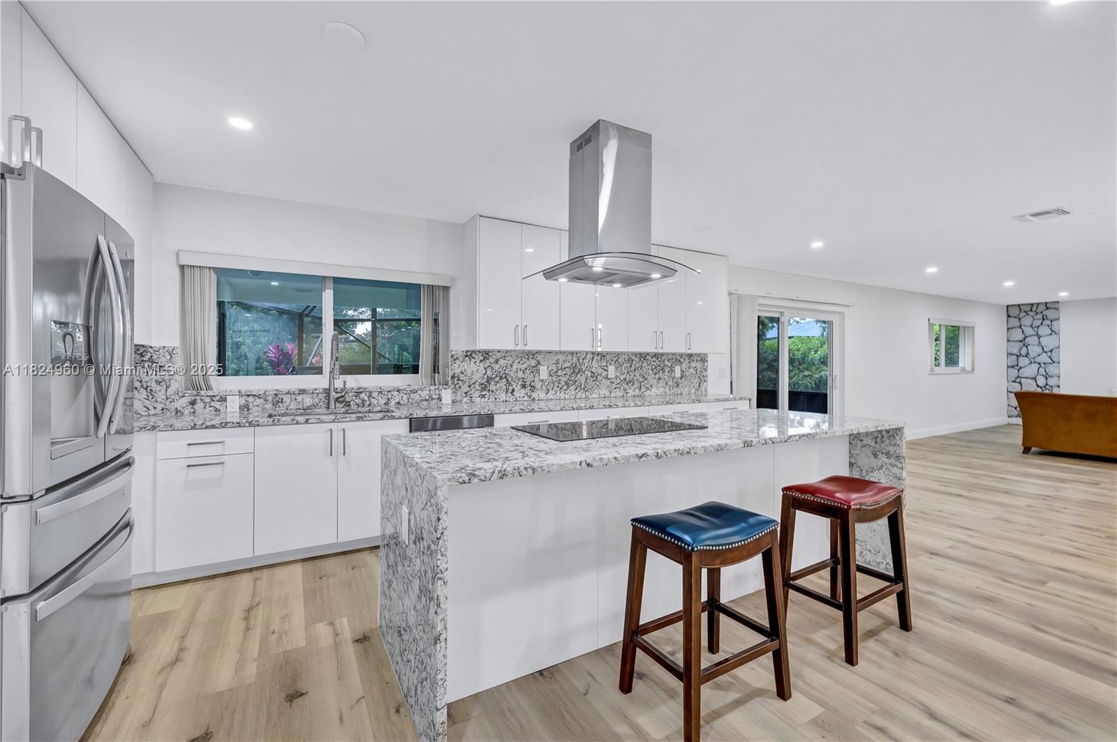 3211 Calle Largo Dr