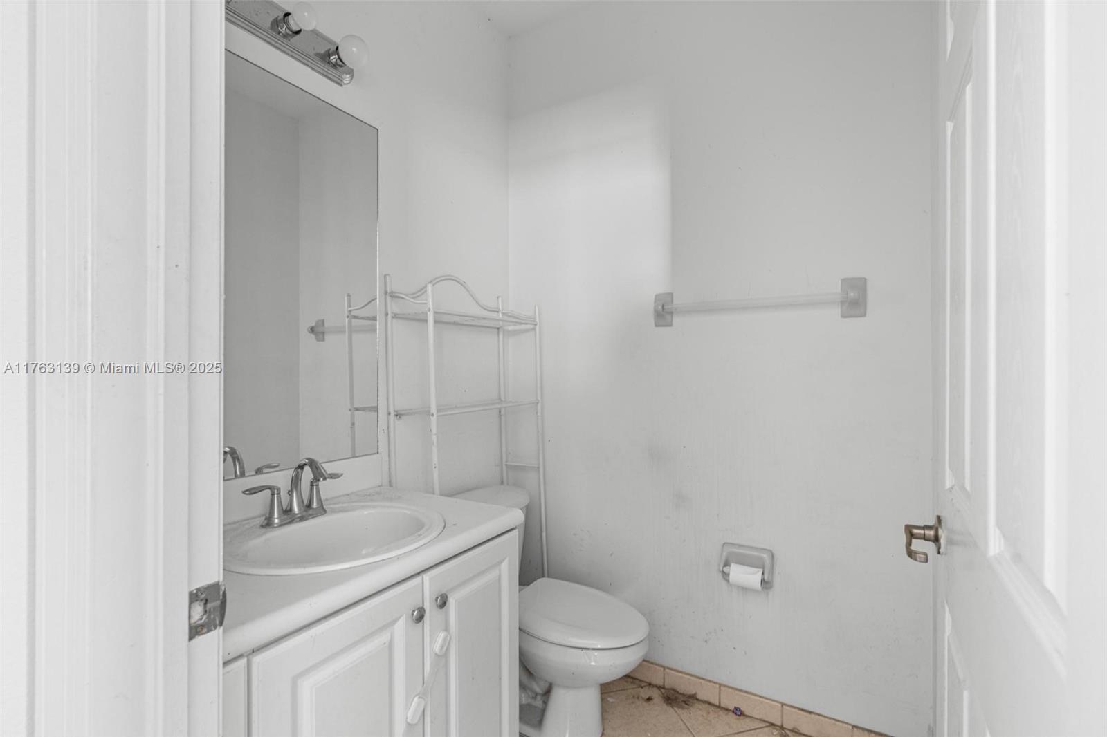 BAYWINDS OF ABACO - Residential