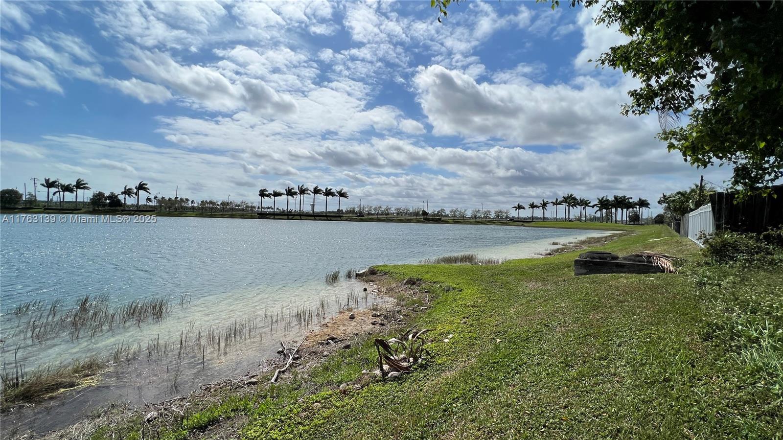 BAYWINDS OF ABACO - Residential