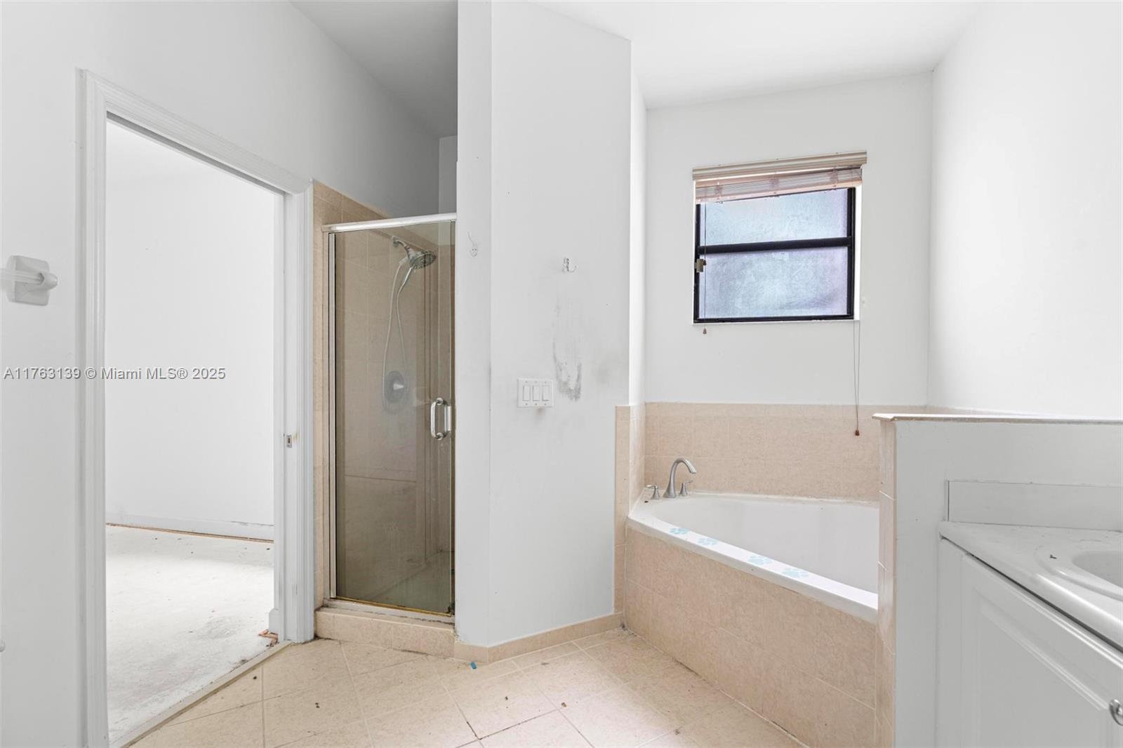 BAYWINDS OF ABACO - Residential