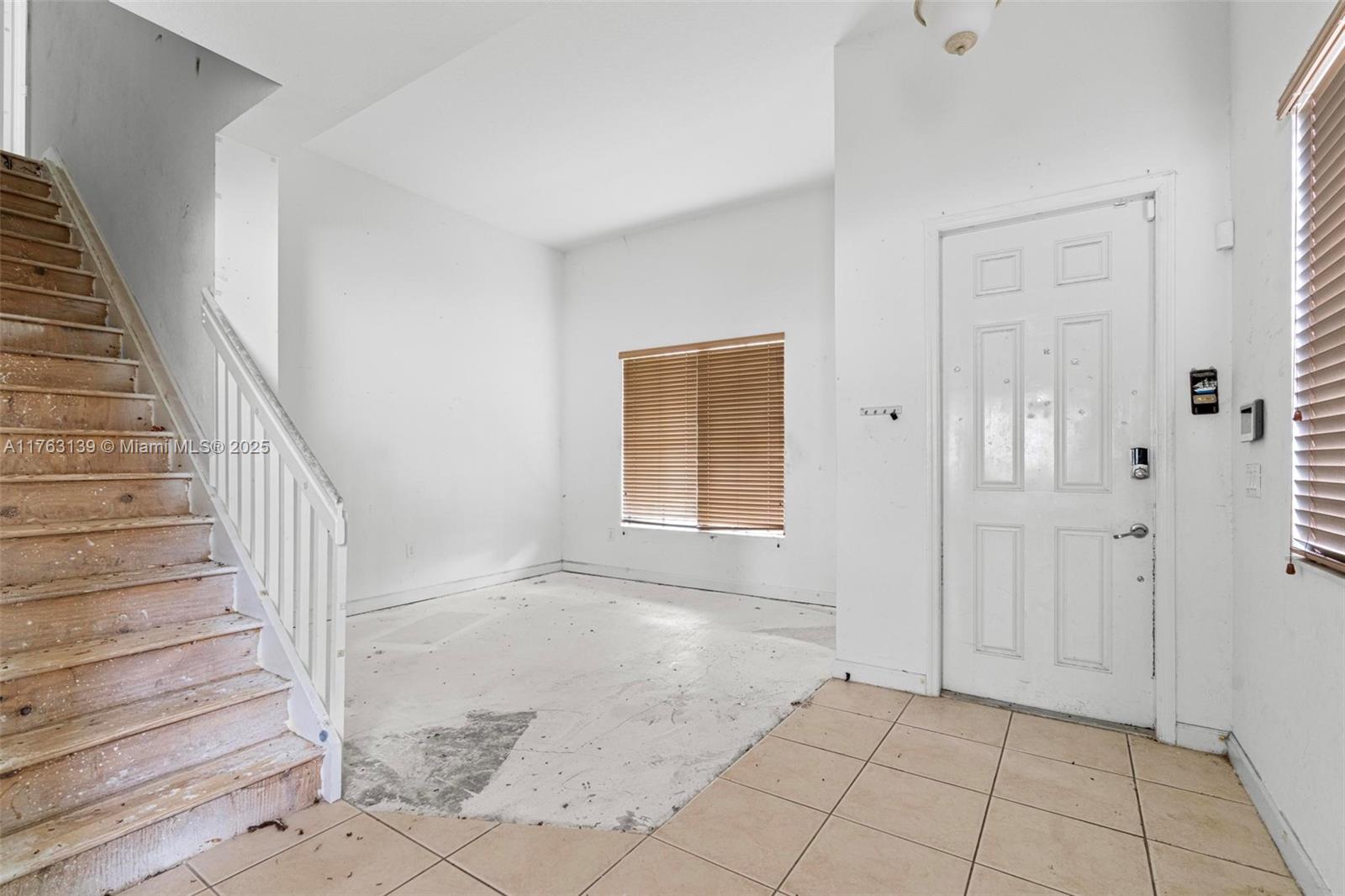 BAYWINDS OF ABACO - Residential