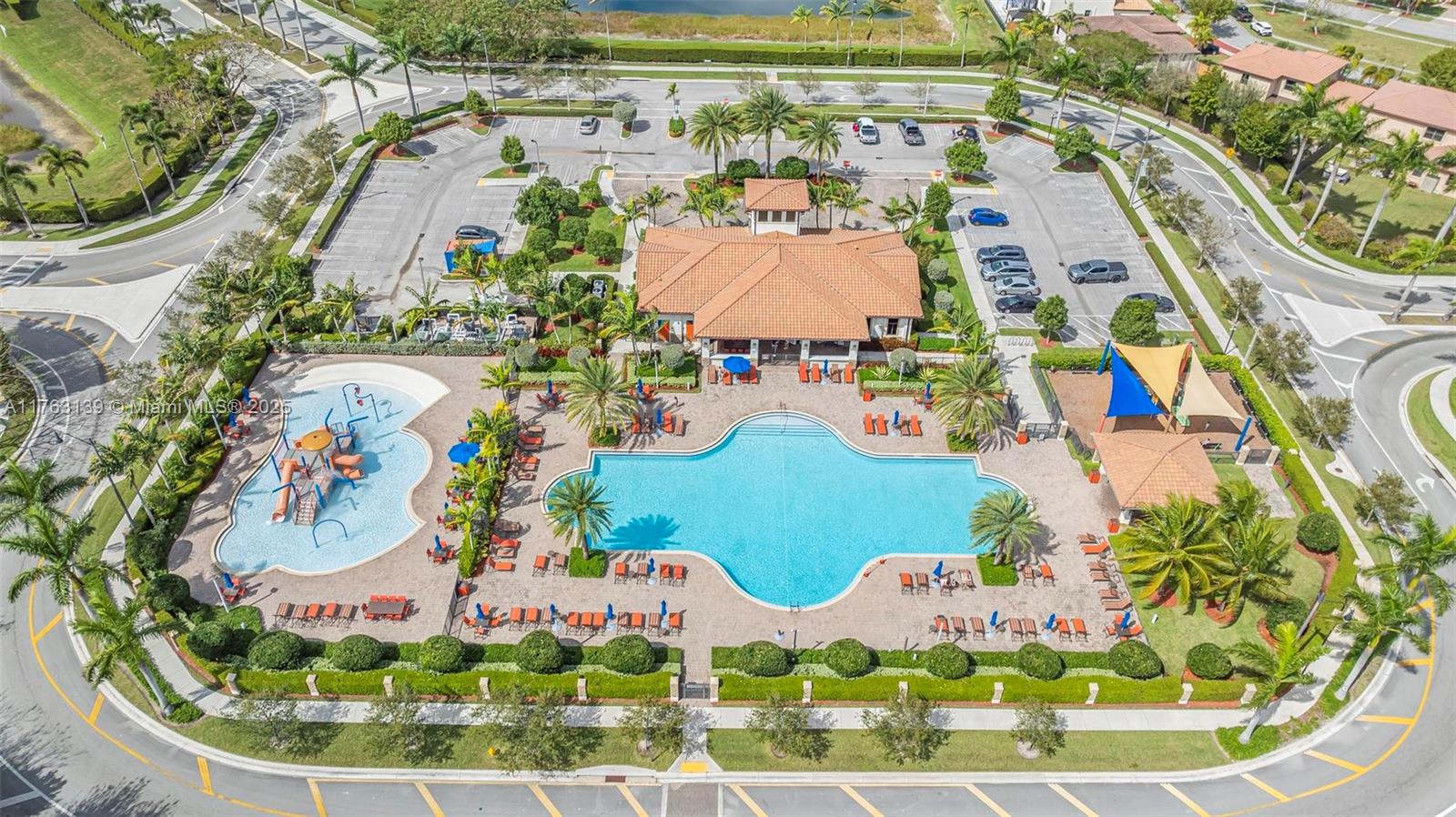 BAYWINDS OF ABACO - Residential