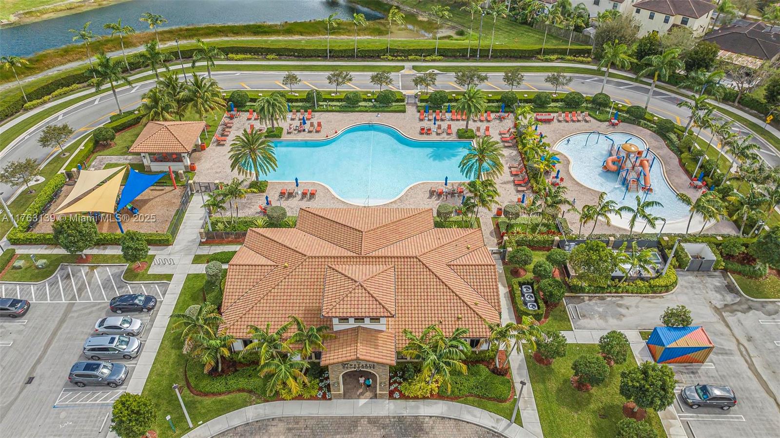 BAYWINDS OF ABACO - Residential