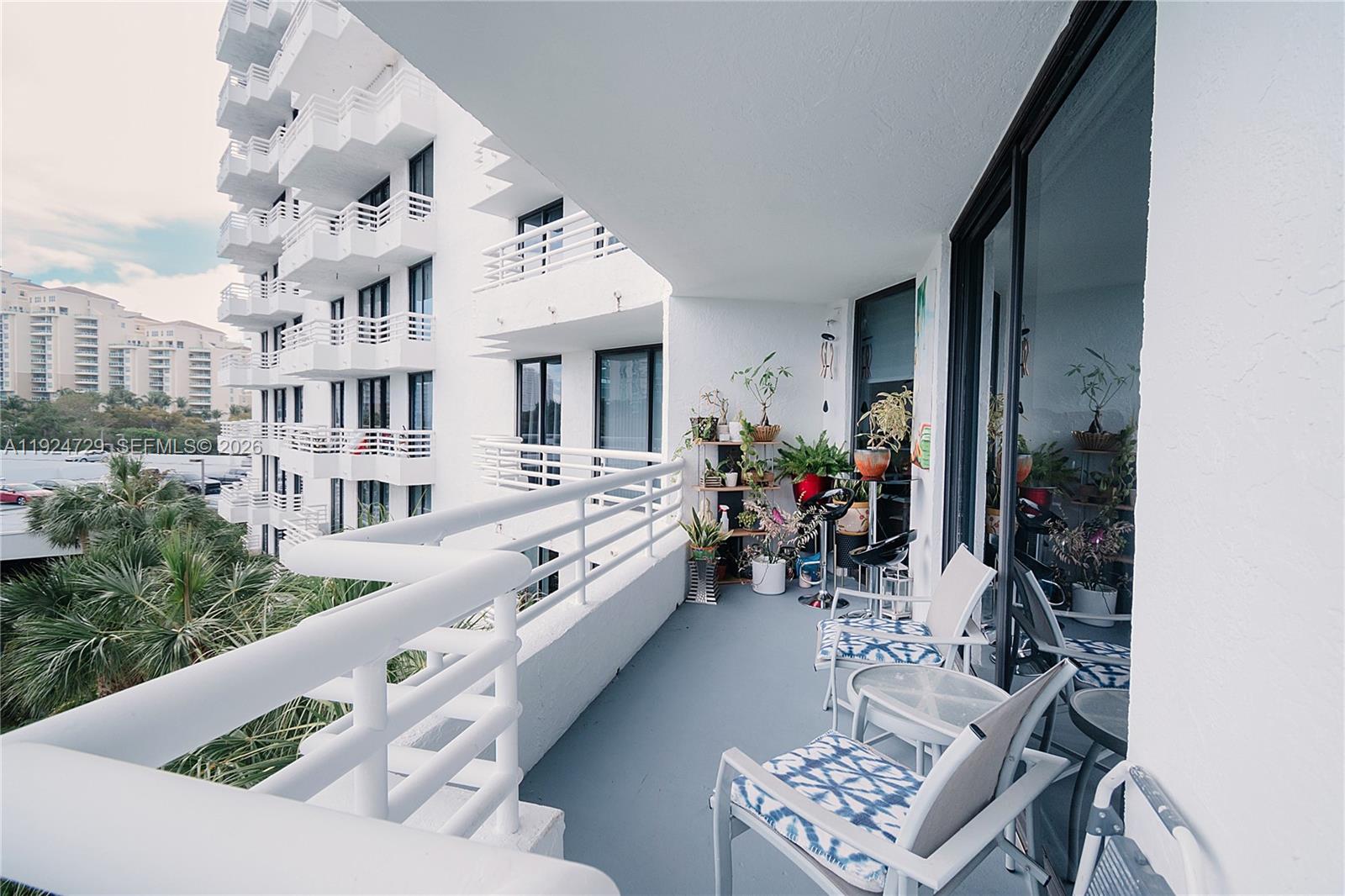 PARC CENTRAL AVENTURA EAS - Residential