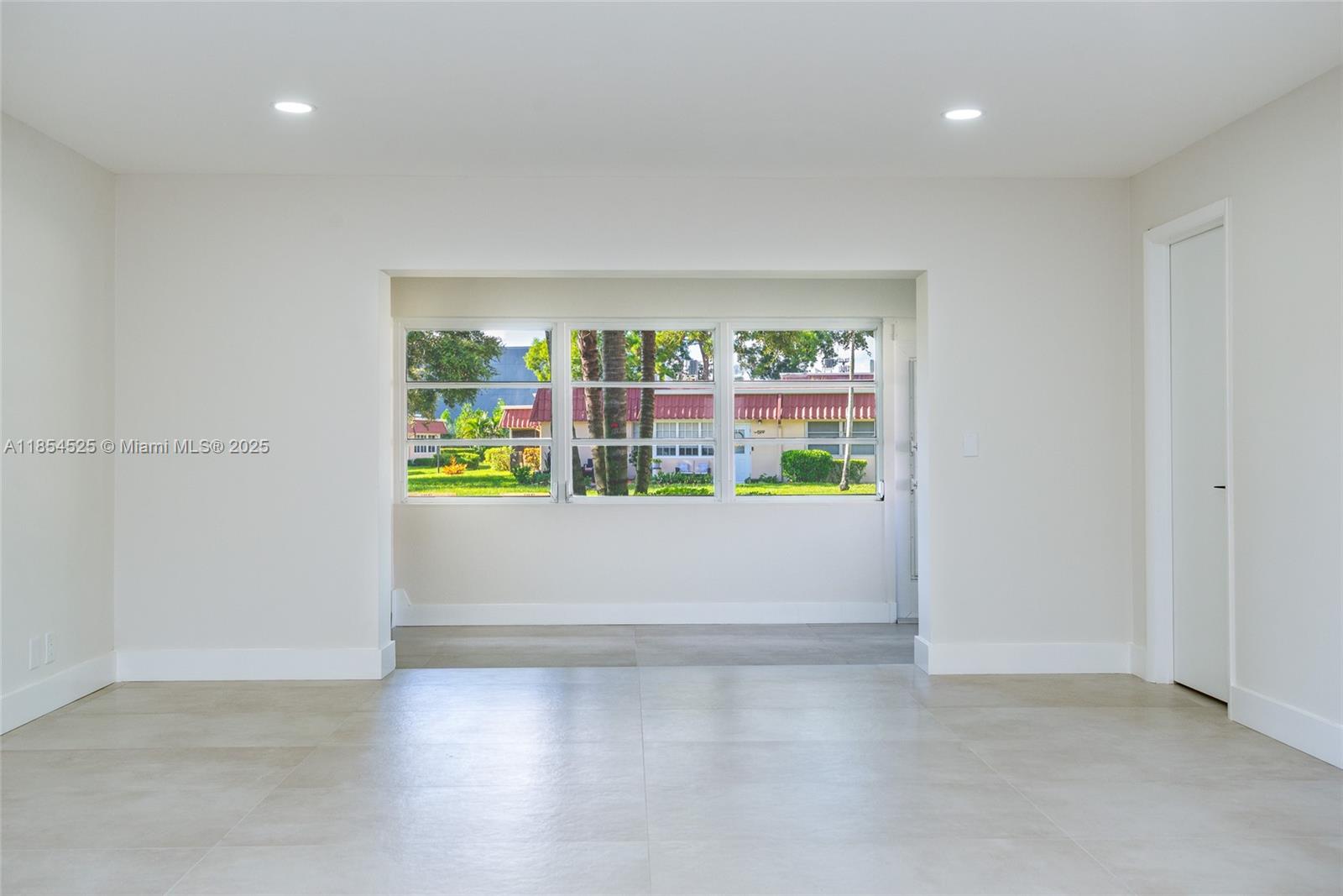 COVERED BRIDGE CONDO - Residential