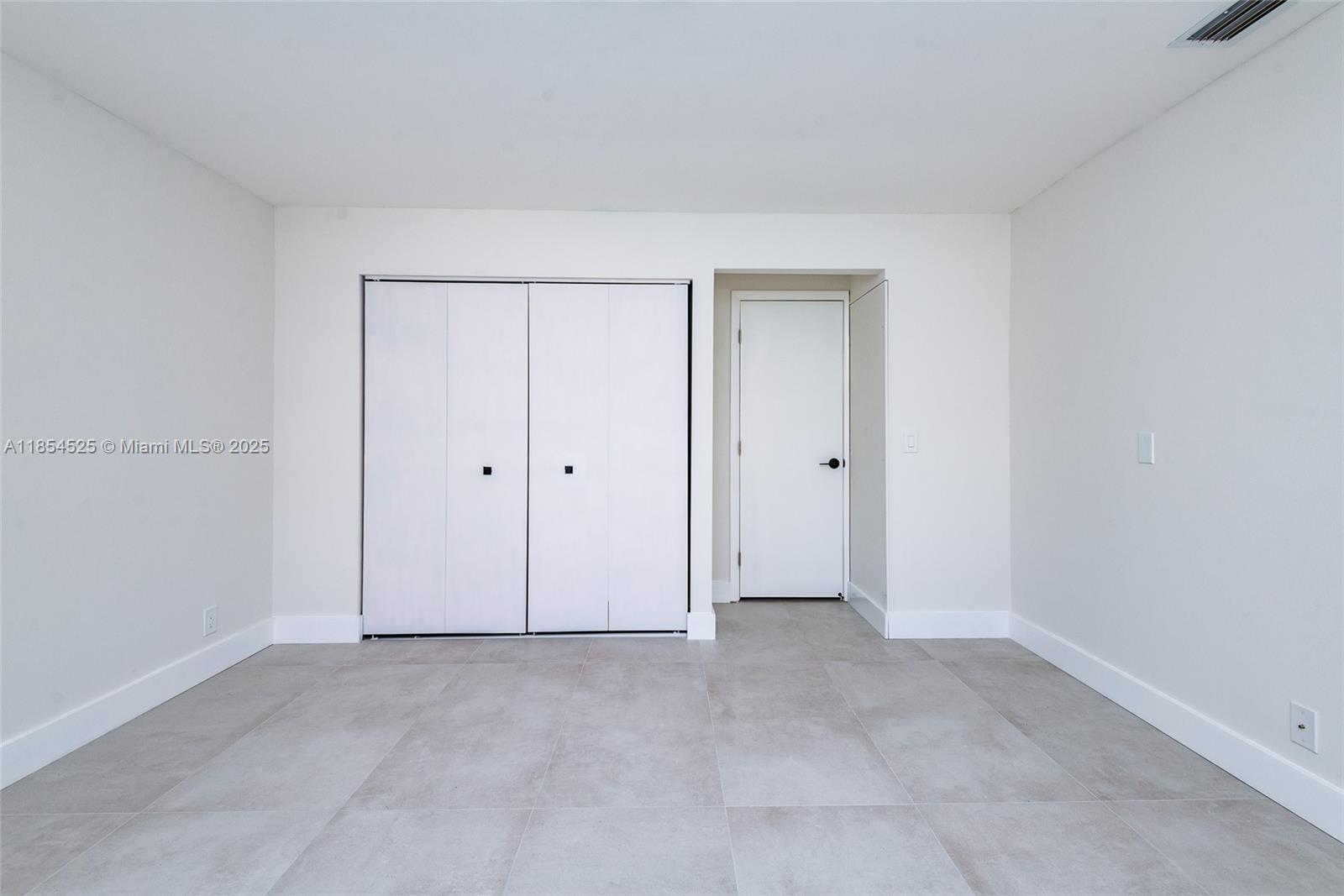 COVERED BRIDGE CONDO - Residential