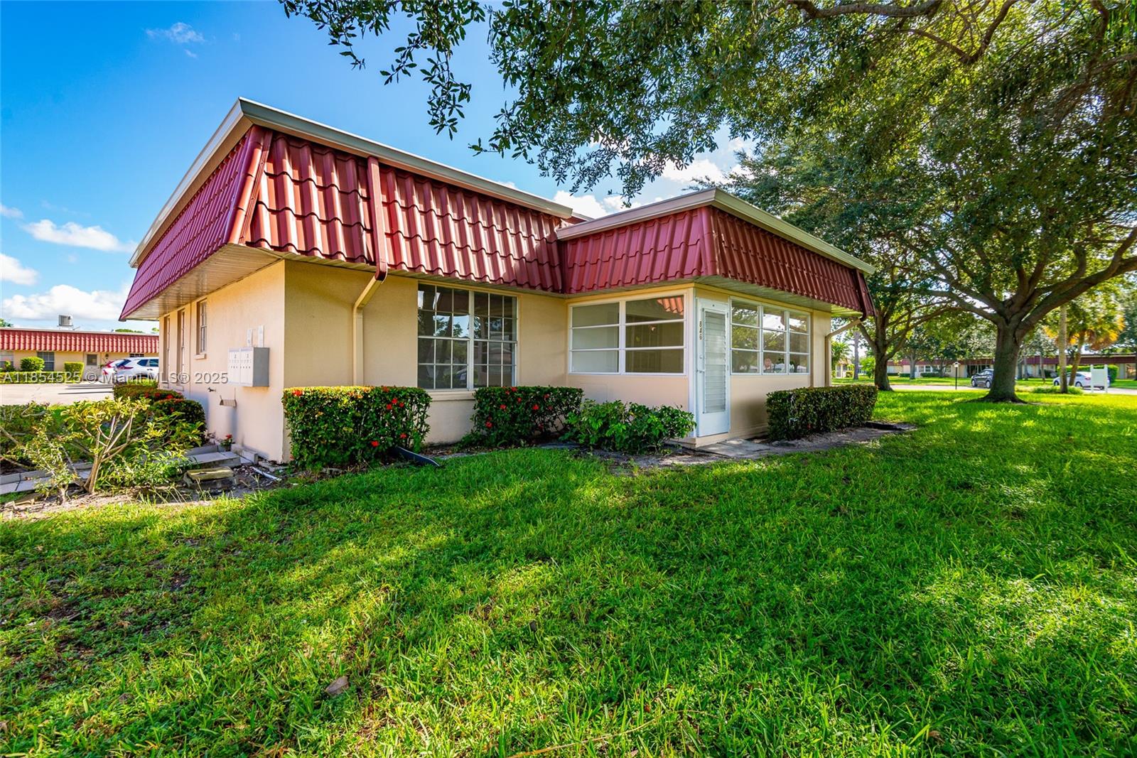 COVERED BRIDGE CONDO - Residential