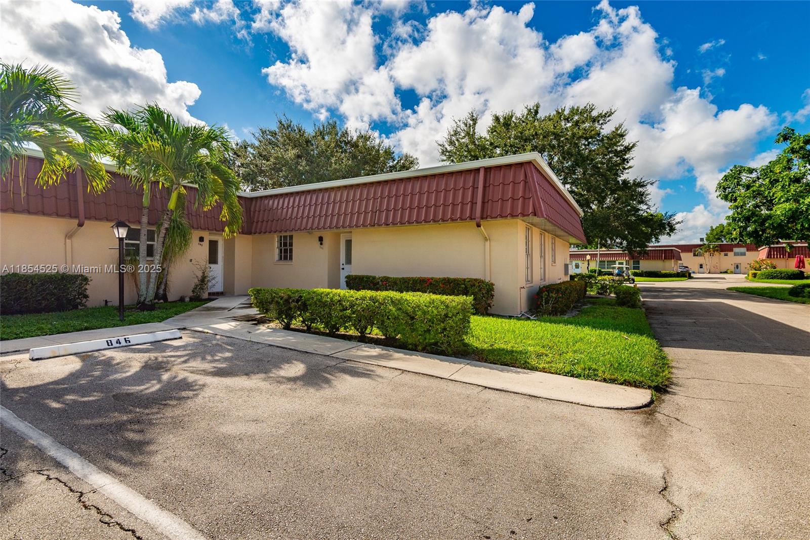 COVERED BRIDGE CONDO - Residential