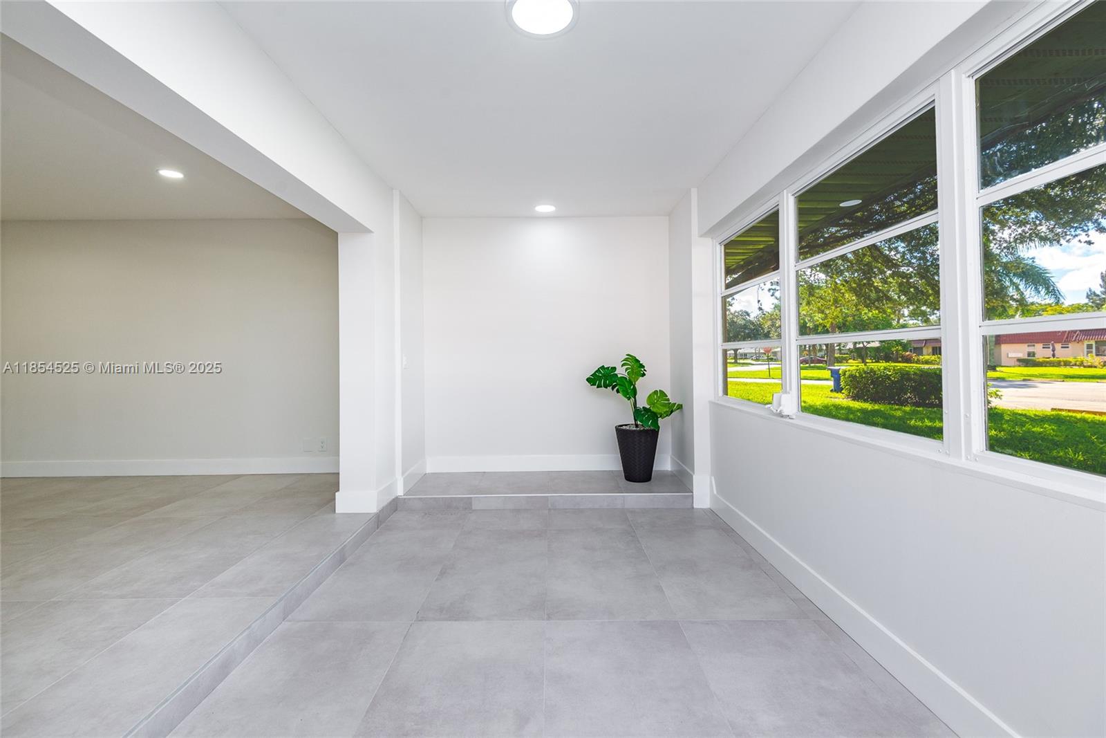 COVERED BRIDGE CONDO - Residential