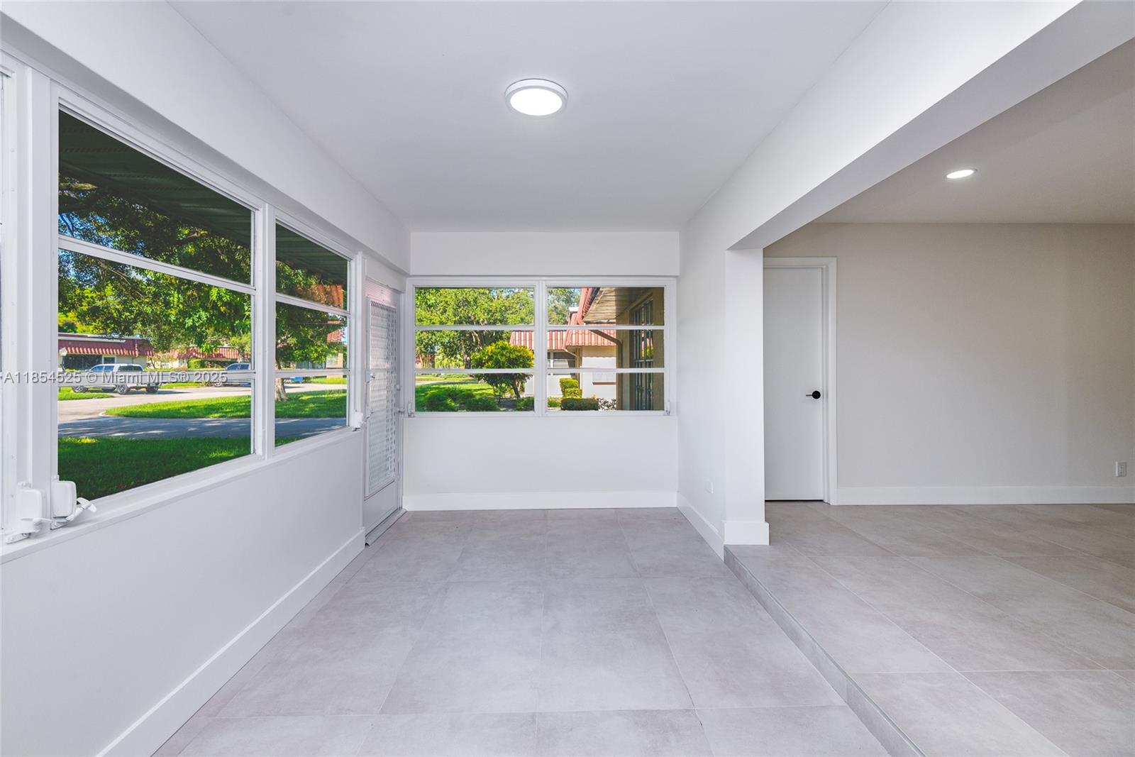 COVERED BRIDGE CONDO - Residential