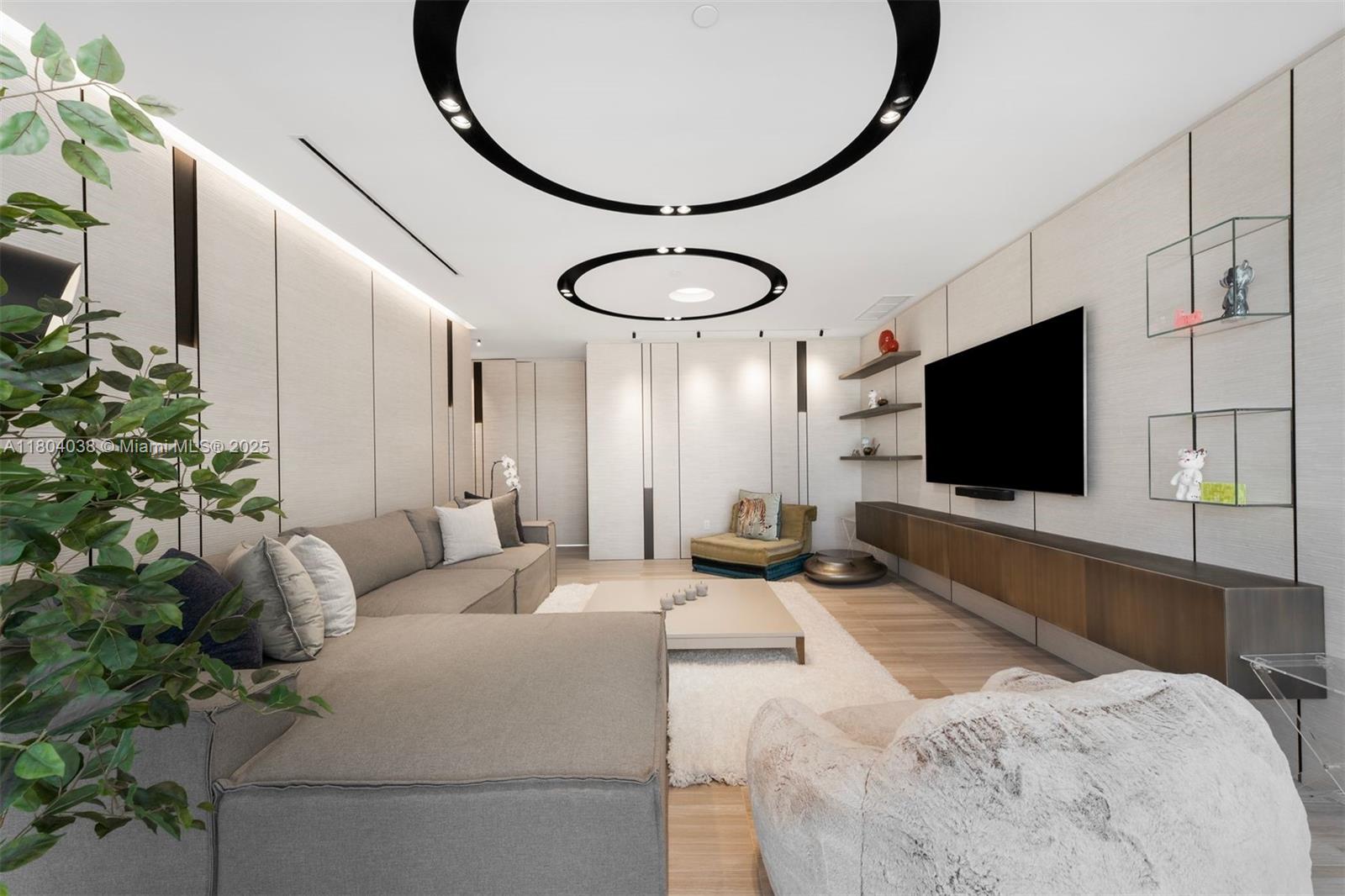 4701 NORTH MERIDIAN CONDO - Residential Lease