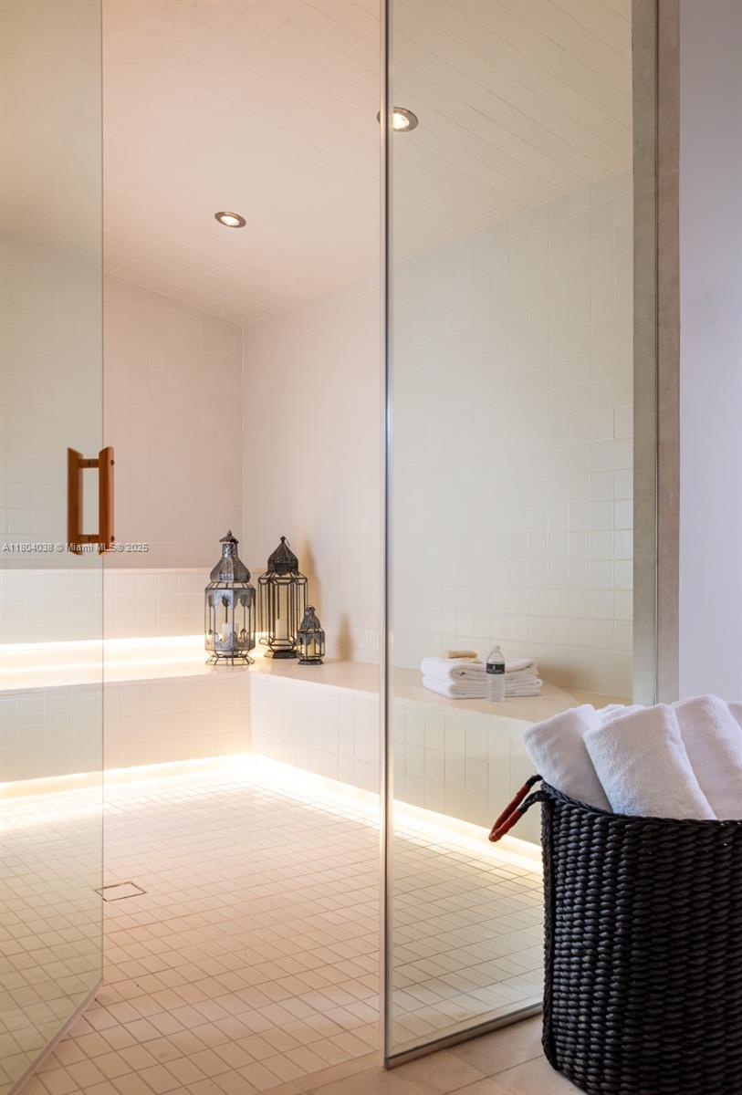 4701 NORTH MERIDIAN CONDO - Residential Lease