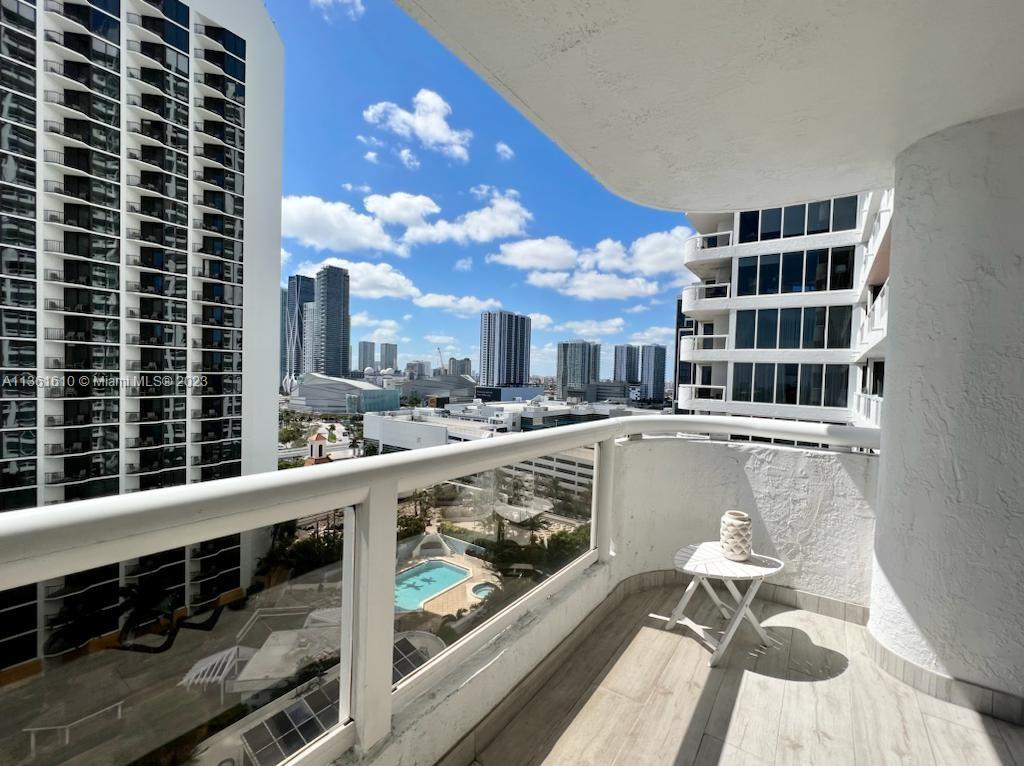 VENETIAN CONDO THE GRAND - Residential Lease