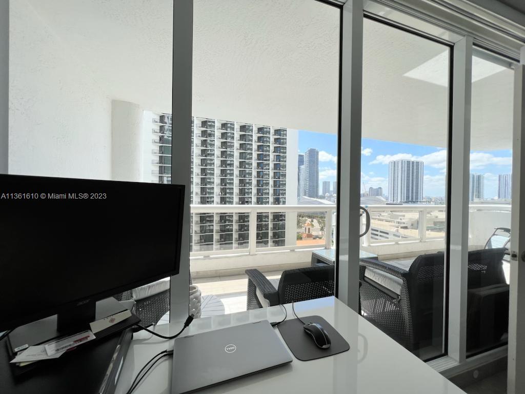 VENETIAN CONDO THE GRAND - Residential Lease