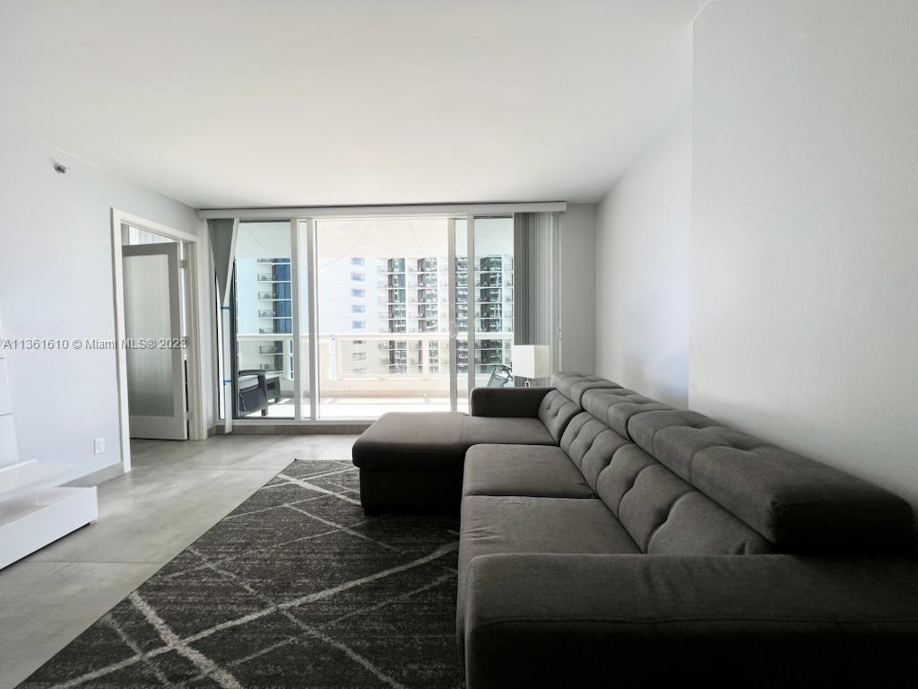 VENETIAN CONDO THE GRAND - Residential Lease