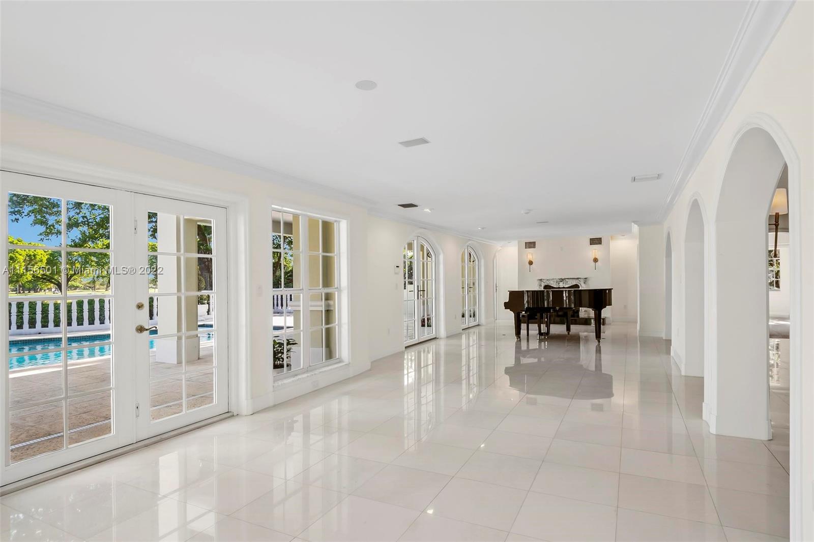 CORAL GABLES COUNTRY CLUB - Residential