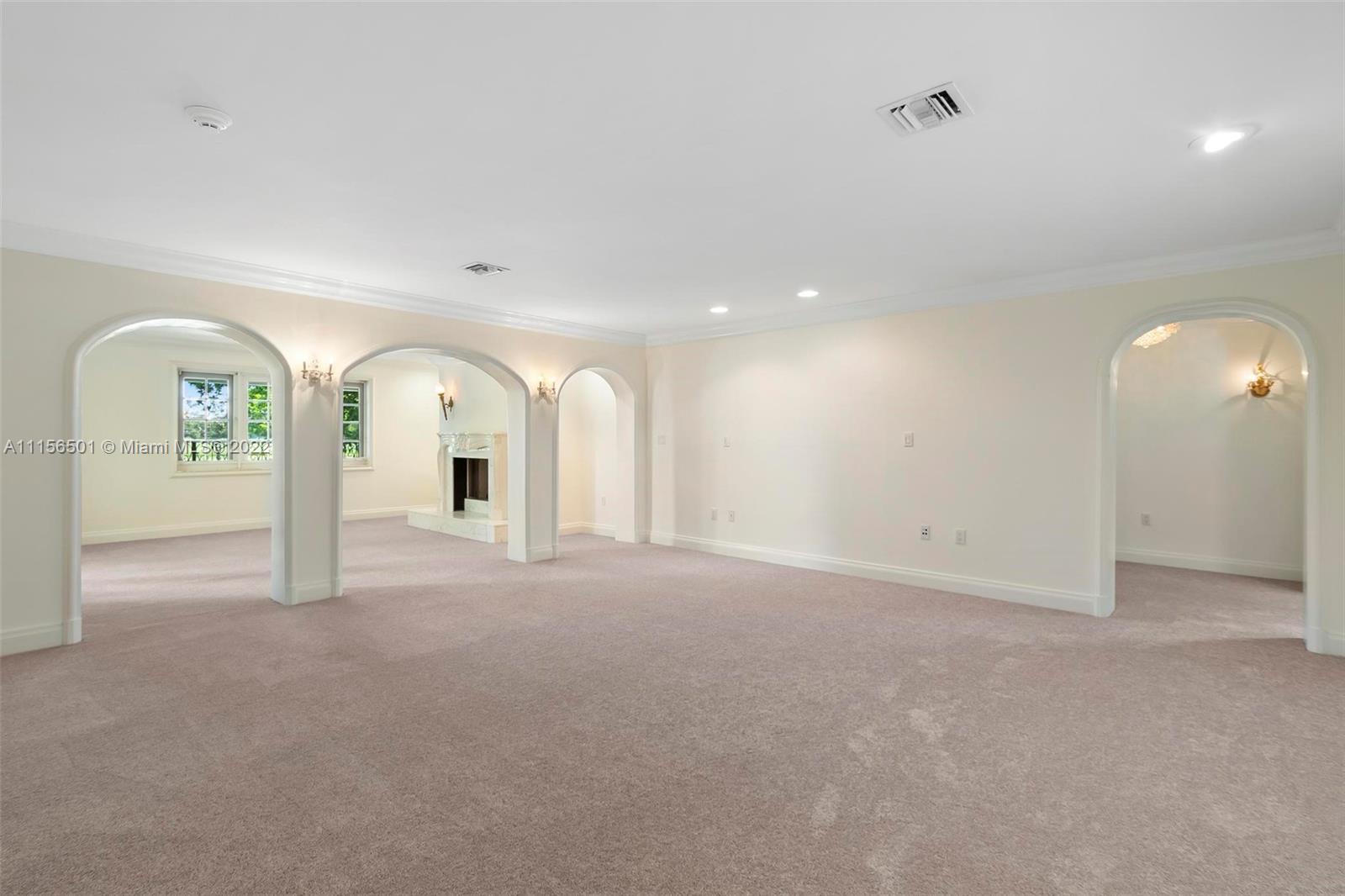 CORAL GABLES COUNTRY CLUB - Residential