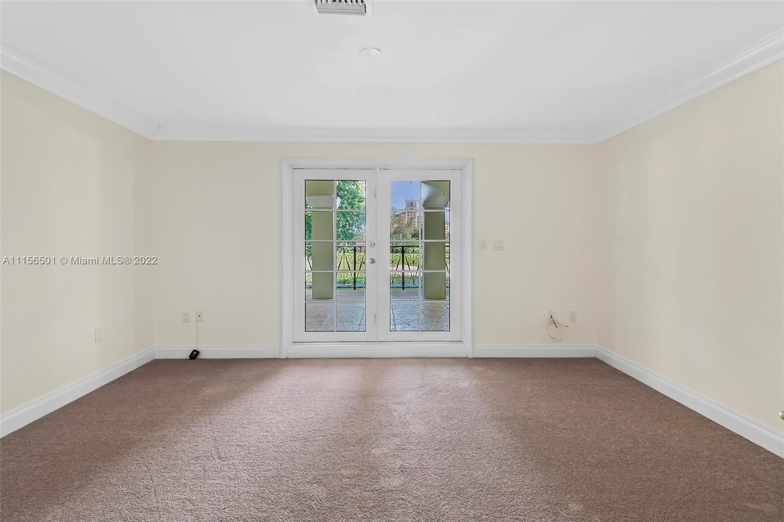 CORAL GABLES COUNTRY CLUB - Residential