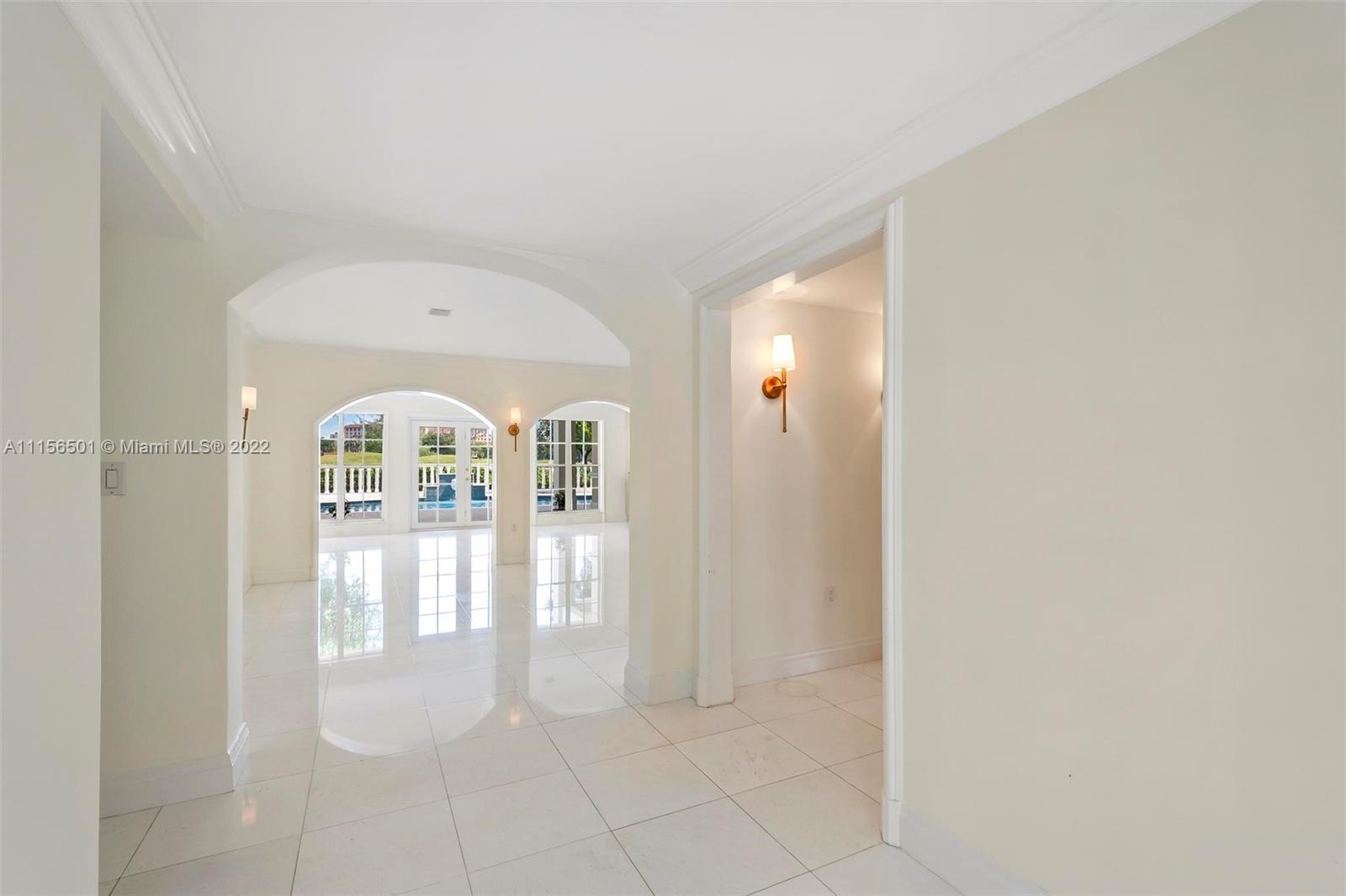 CORAL GABLES COUNTRY CLUB - Residential