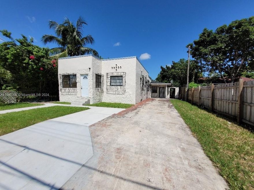 This income-producing duplex, situated near the Allapattah neighborhood, presents an excellent investment opportunity. Many investors believe that Allapattah in the closest thing to Wynwood in terms of look and feel. Real estate in this neighborhood is expected to emerge in the coming years. 
The front unit features tile flooring, three bedrooms, and one bathroom, along with a large patio, washer and dryer connections, and ample parking on-site. The rear unit includes two bedrooms, one bathroom, a spacious living area and bedrooms, a pleasant patio, and private parking in front.  Don't miss this opportunity.