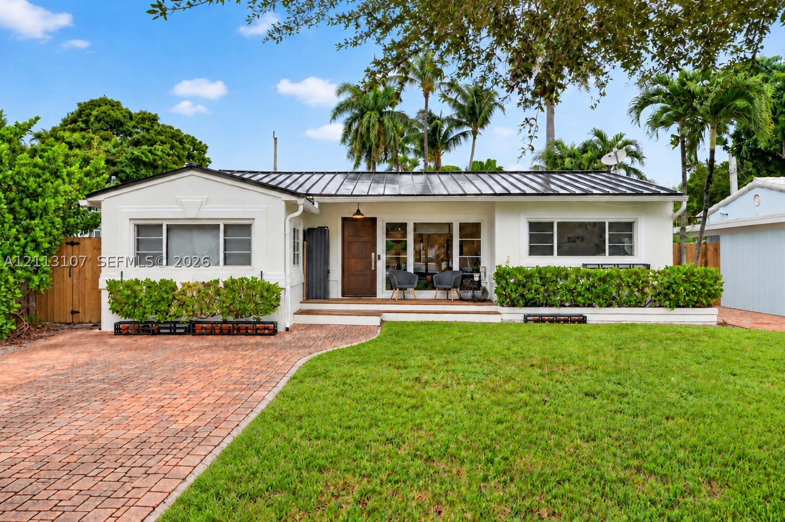 603 SW 18th Ct
