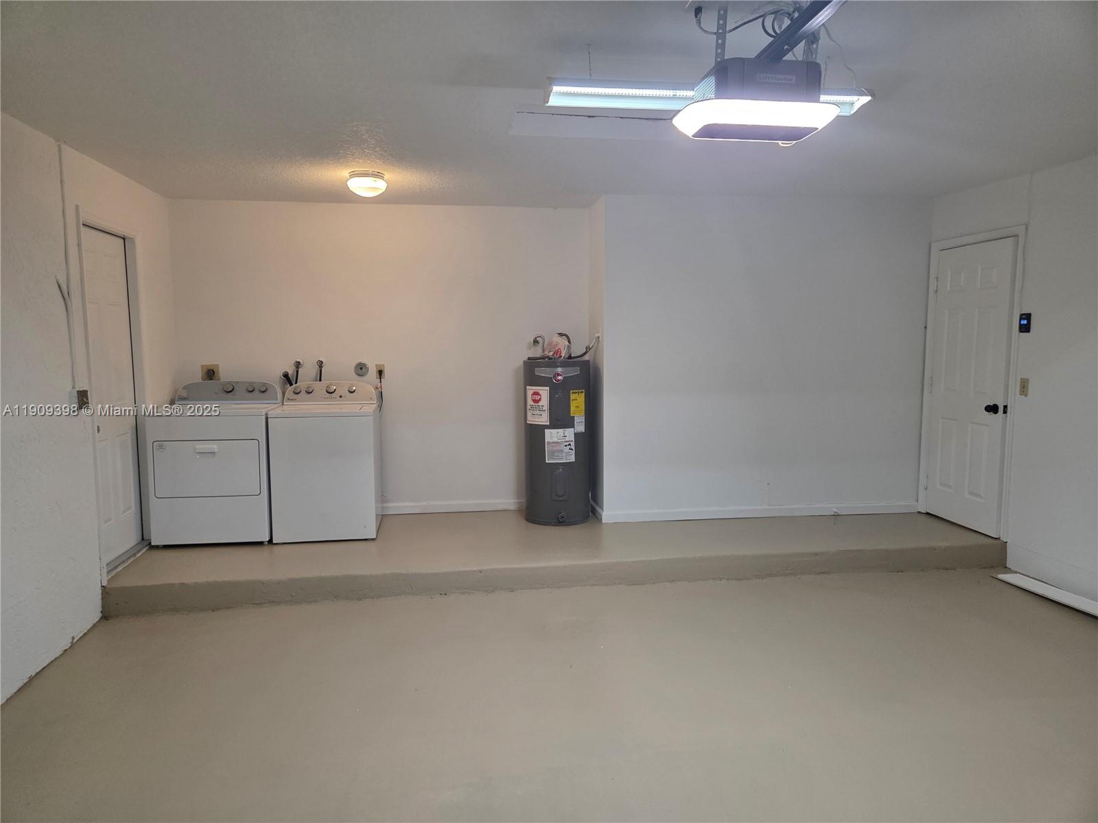 HILLS OF WELLEBY - Residential Lease