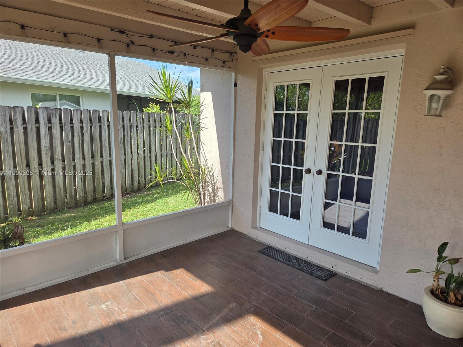 HILLS OF WELLEBY - Residential Lease