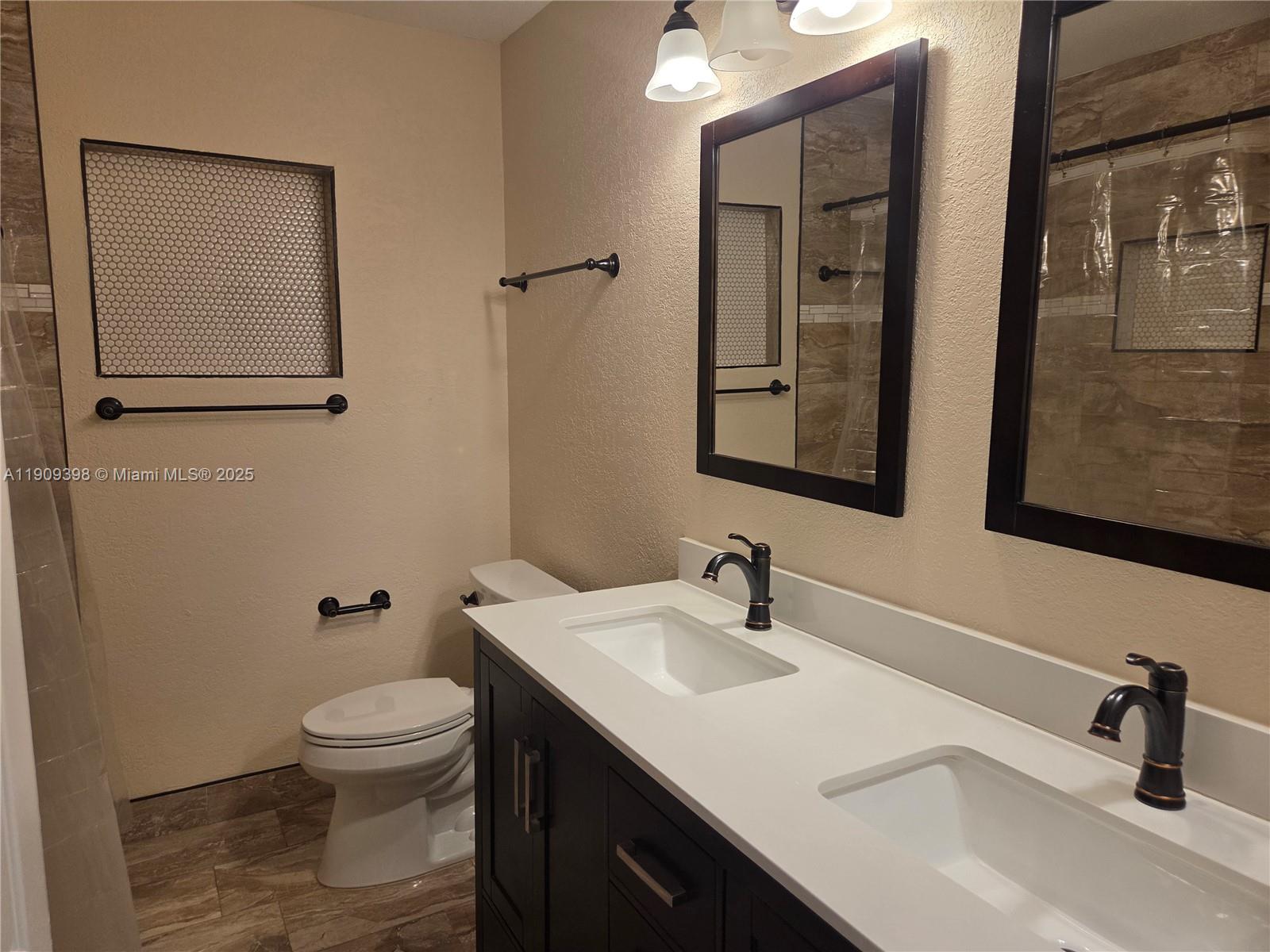 HILLS OF WELLEBY - Residential Lease