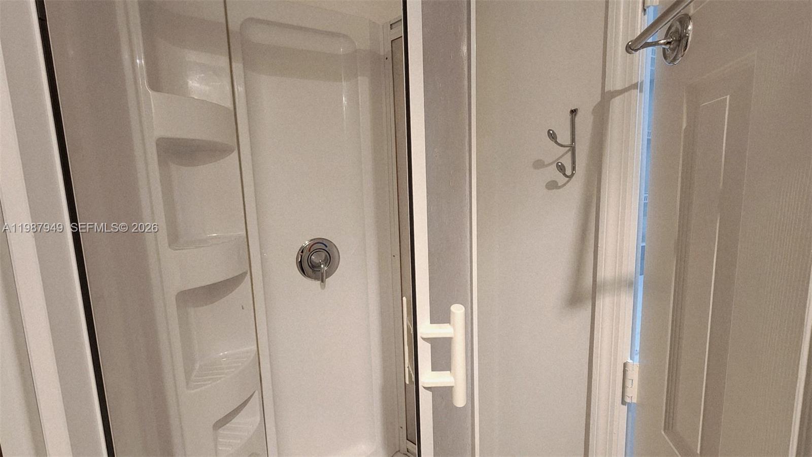 TOWNHOUSES AT JACARANDA C - Residential Lease