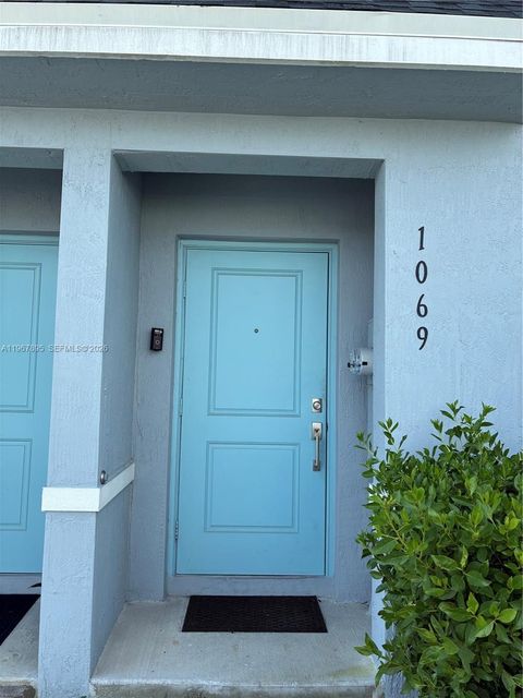 1069 NW 4th Ter Florida City FL 33034