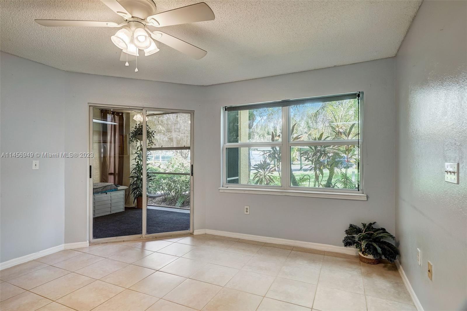 Venetian Palms - Residential