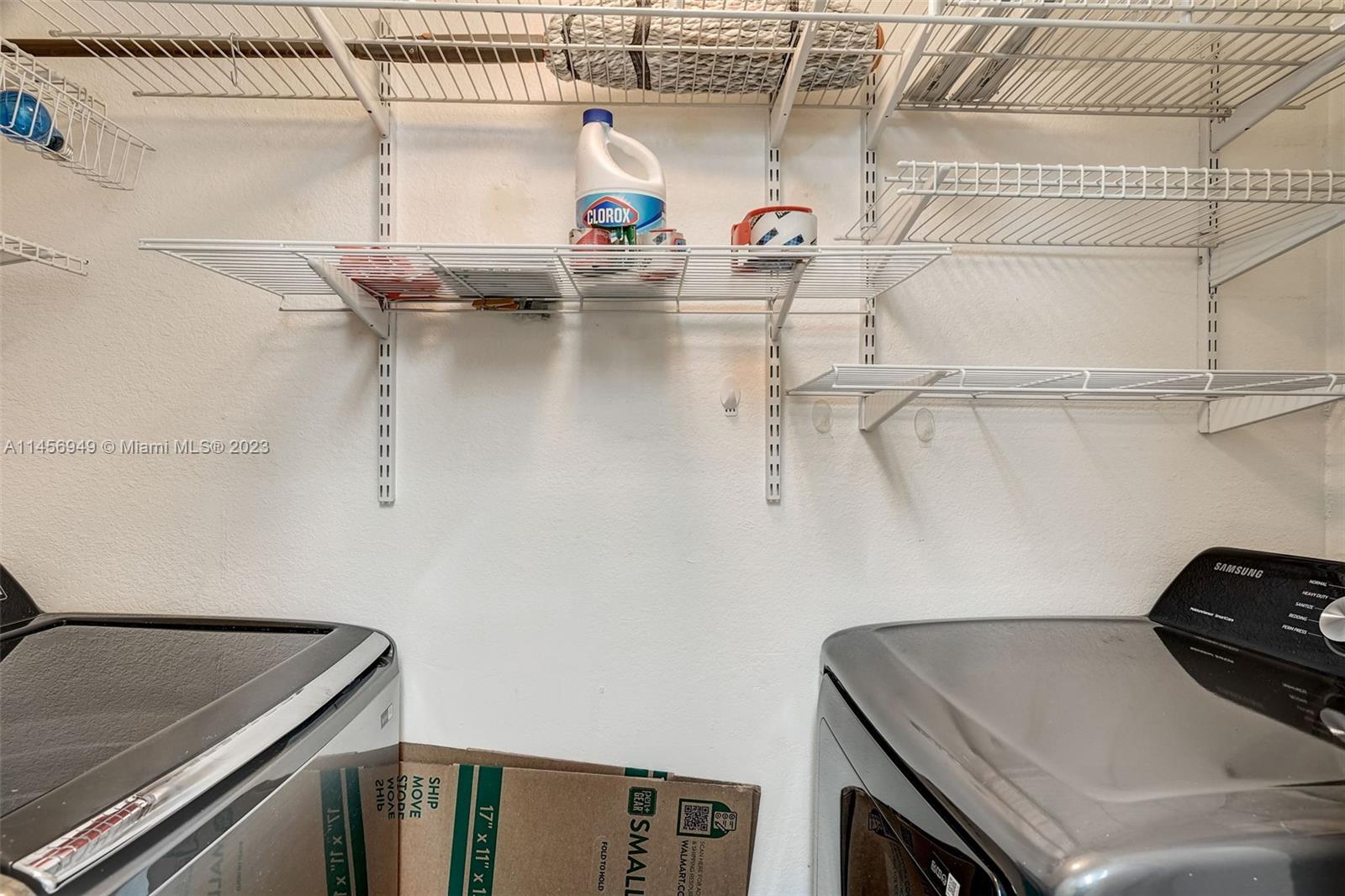 Venetian Palms - Residential