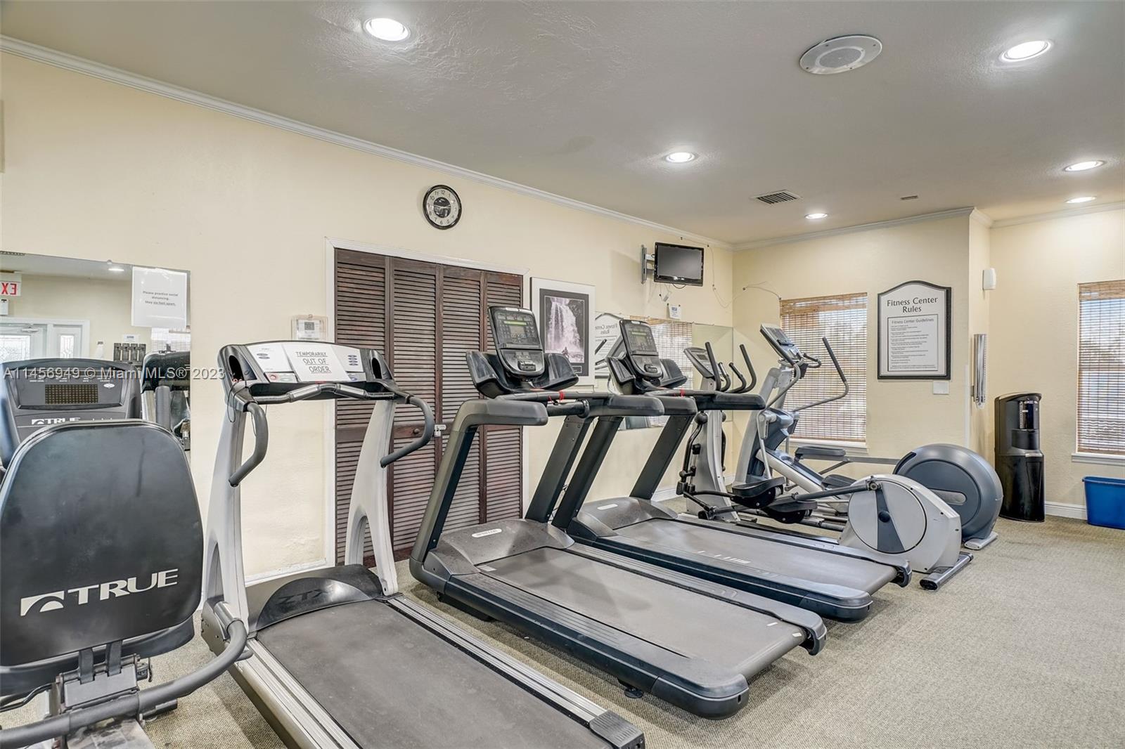 Venetian Palms - Residential