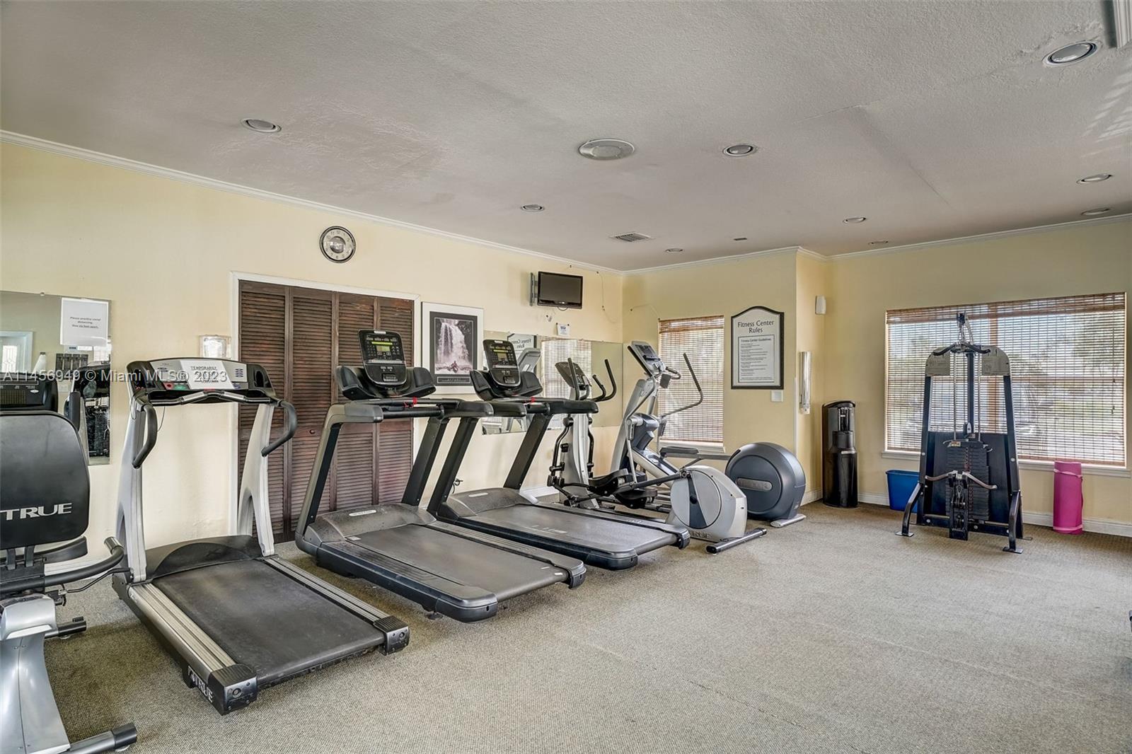 Venetian Palms - Residential