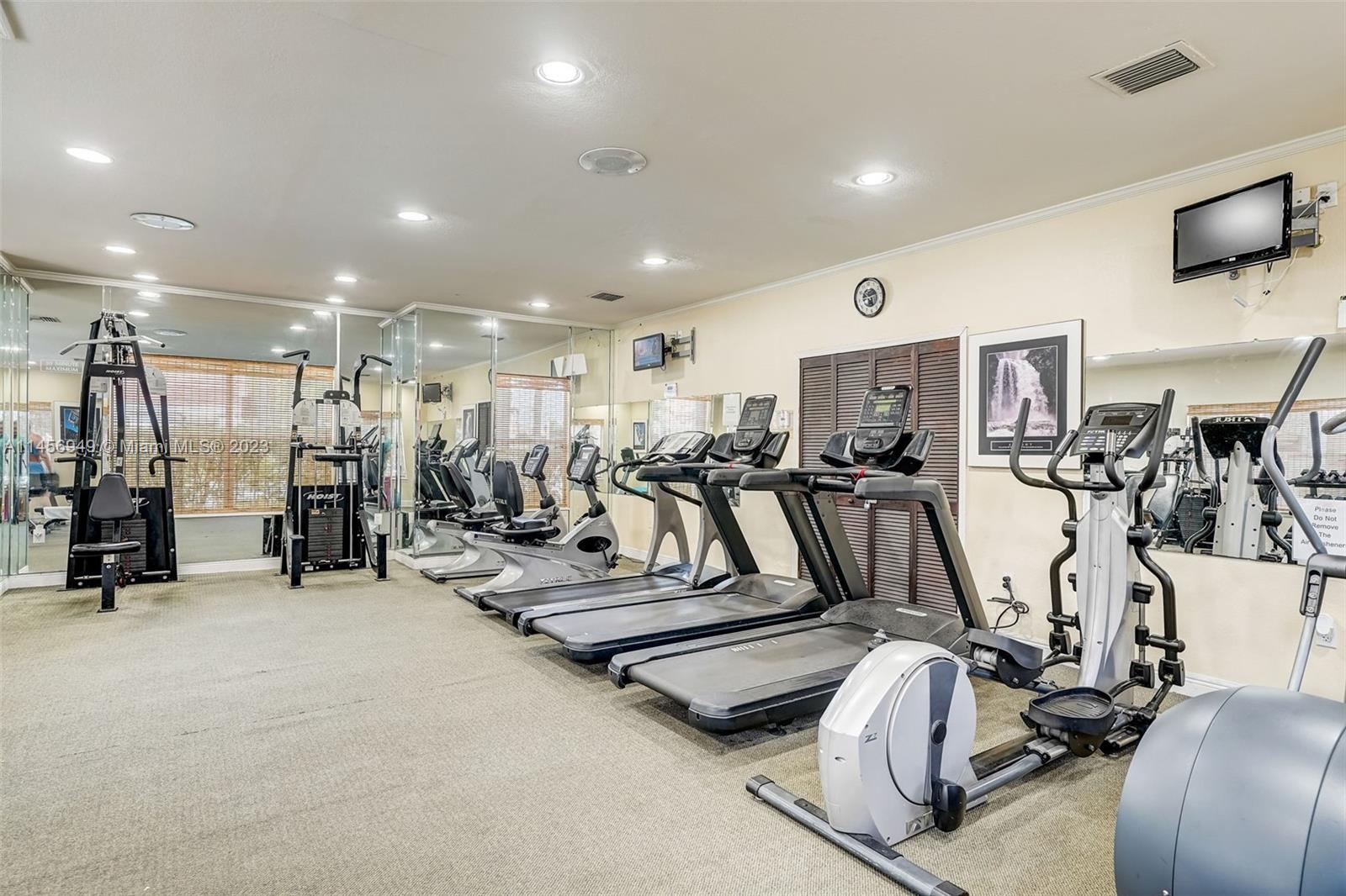 Venetian Palms - Residential