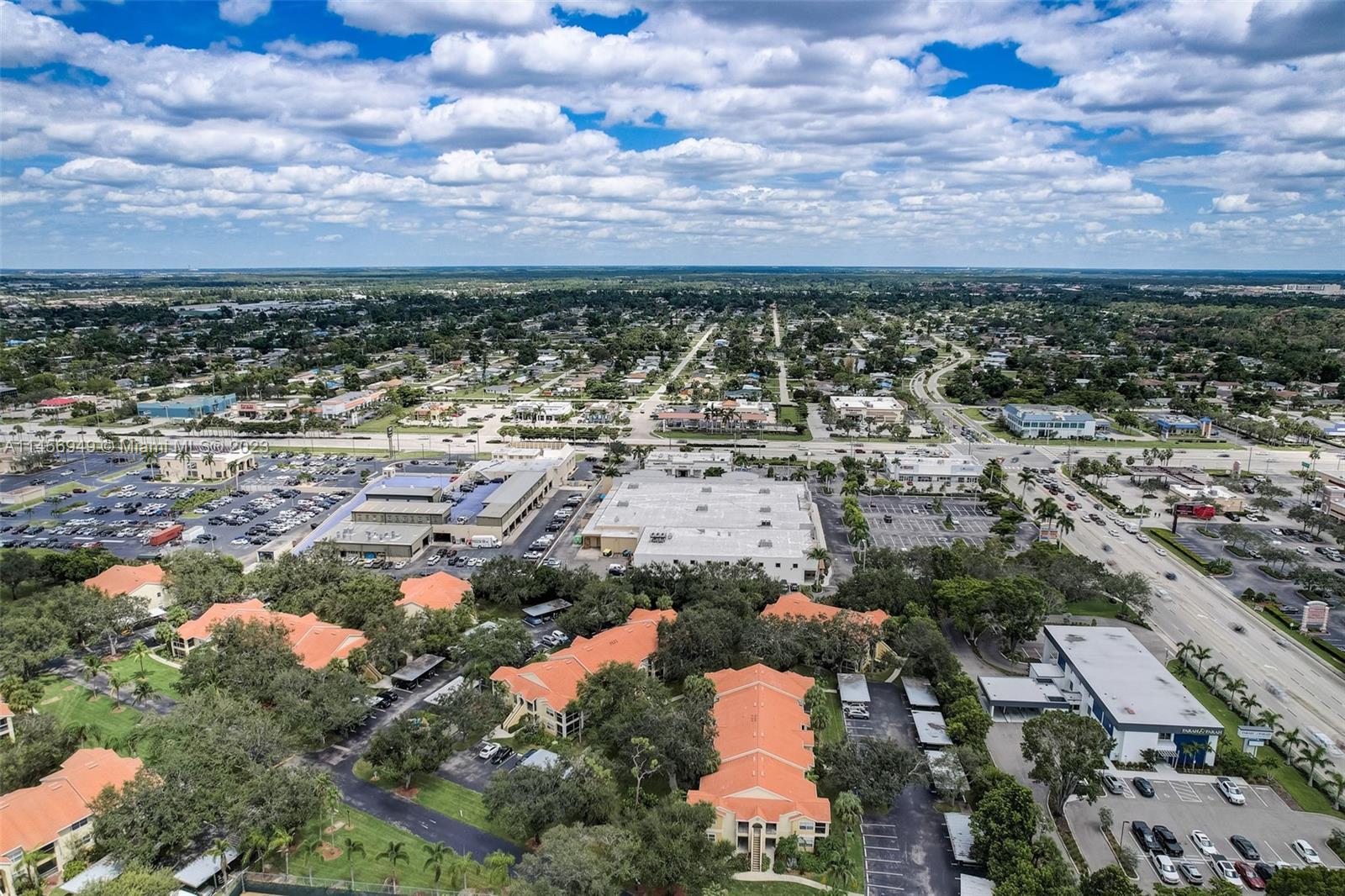 Venetian Palms - Residential